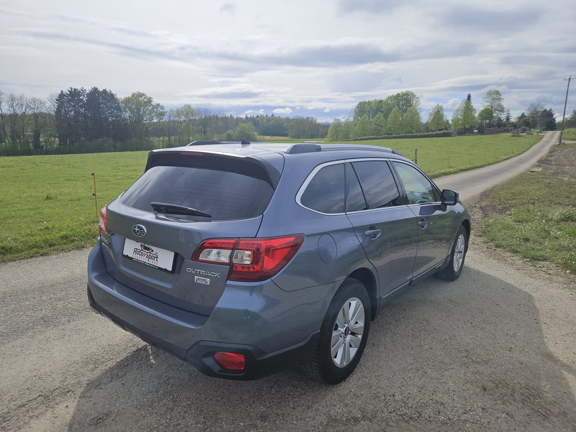 SUBARU Outback Legacy 2.0D Swiss AWD Automat.-image-7
