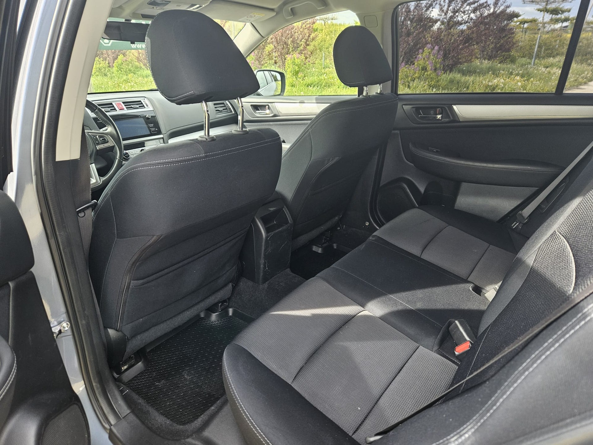 SUBARU Outback Legacy 2.0D Swiss AWD Automat.-image-12