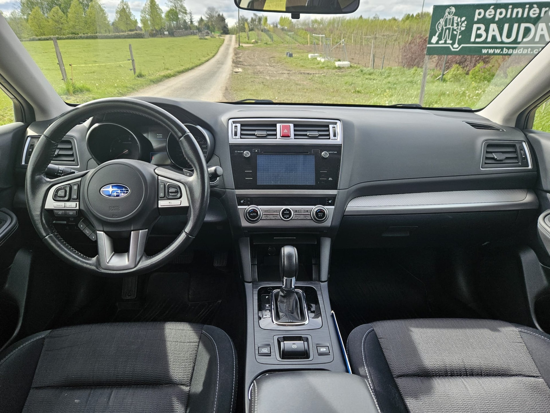 SUBARU Outback Legacy 2.0D Swiss AWD Automat.-image-8