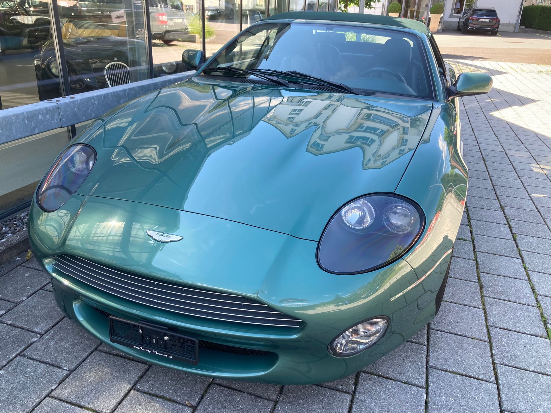 ASTON MARTIN DB7 Vantage Volante-image-12