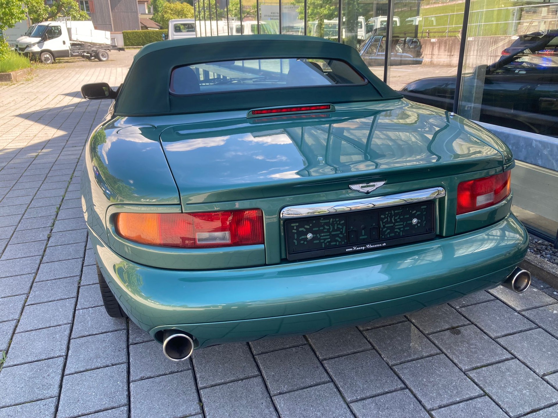 ASTON MARTIN DB7 Vantage Volante-image-7