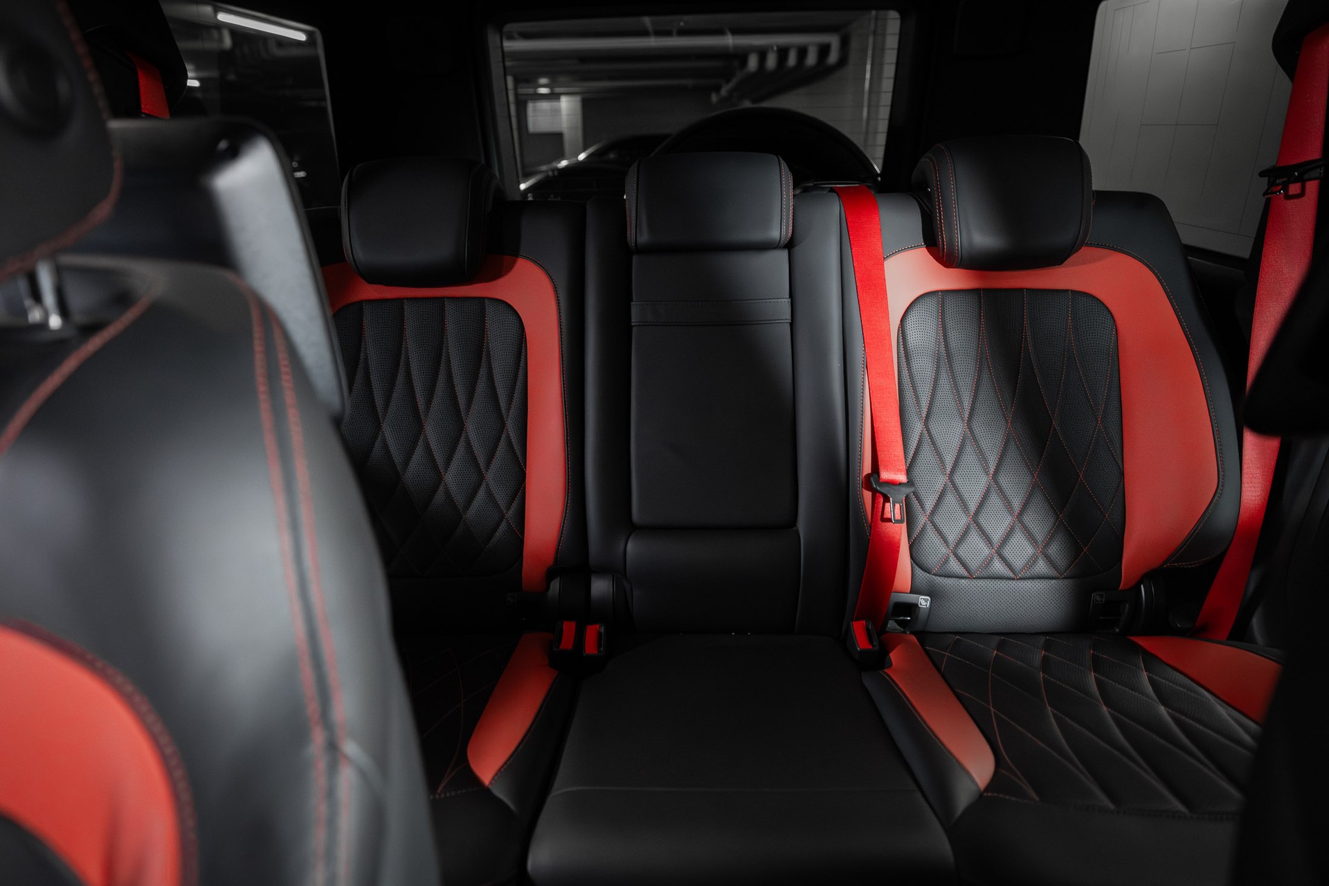MERCEDES-BENZ G 63 AMG Edition 1 Speedshift Plus G-Tronic-image-13