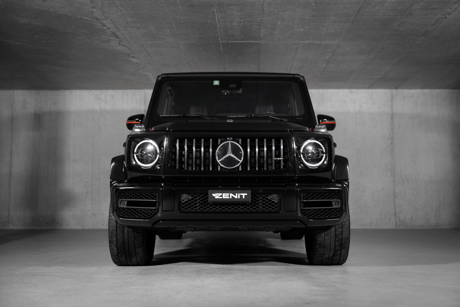 MERCEDES-BENZ G 63 AMG Edition 1 Speedshift Plus G-Tronic-showroom-element-1