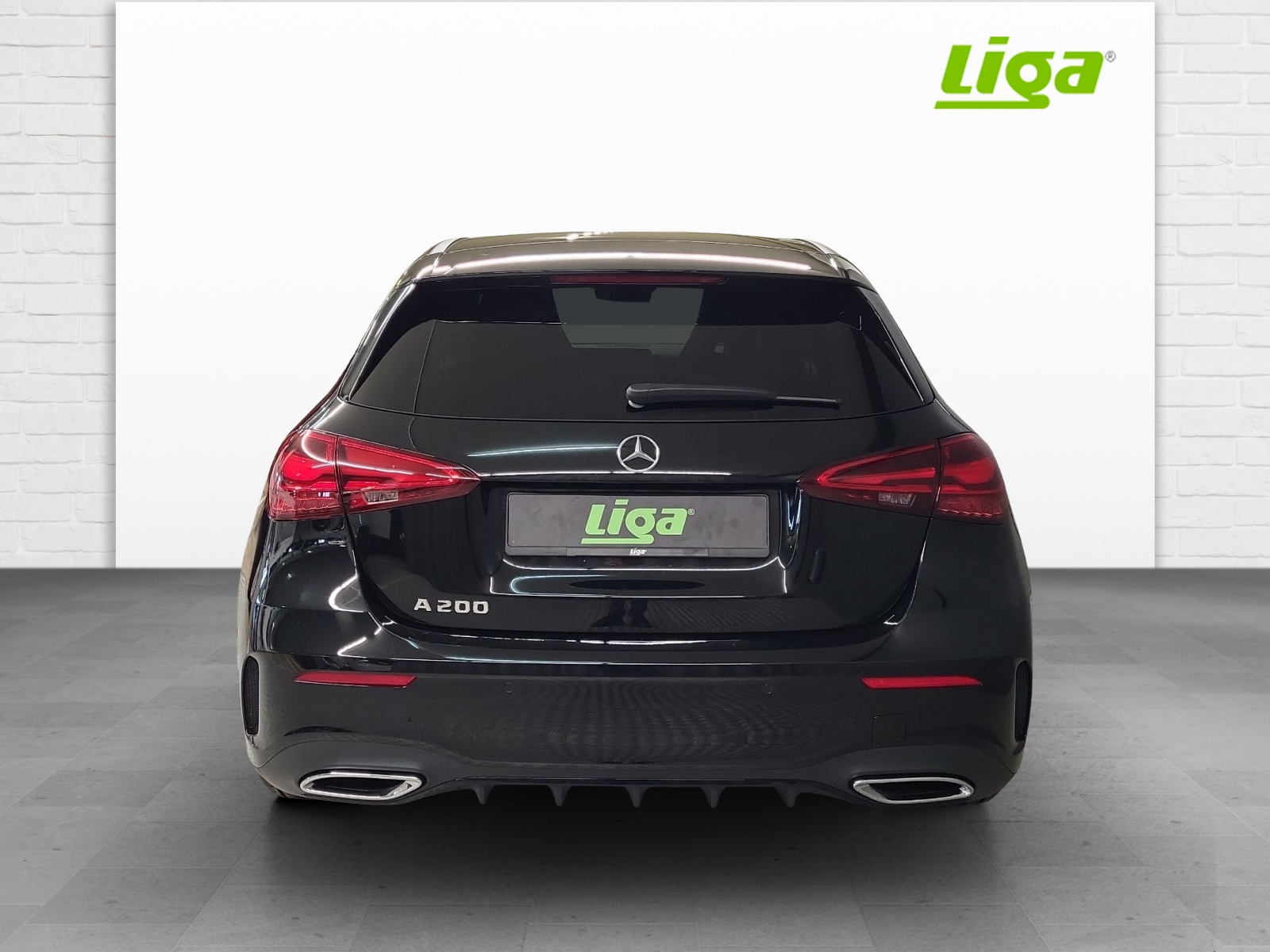 MERCEDES-BENZ A 200 AMG Line Night Star-image-4