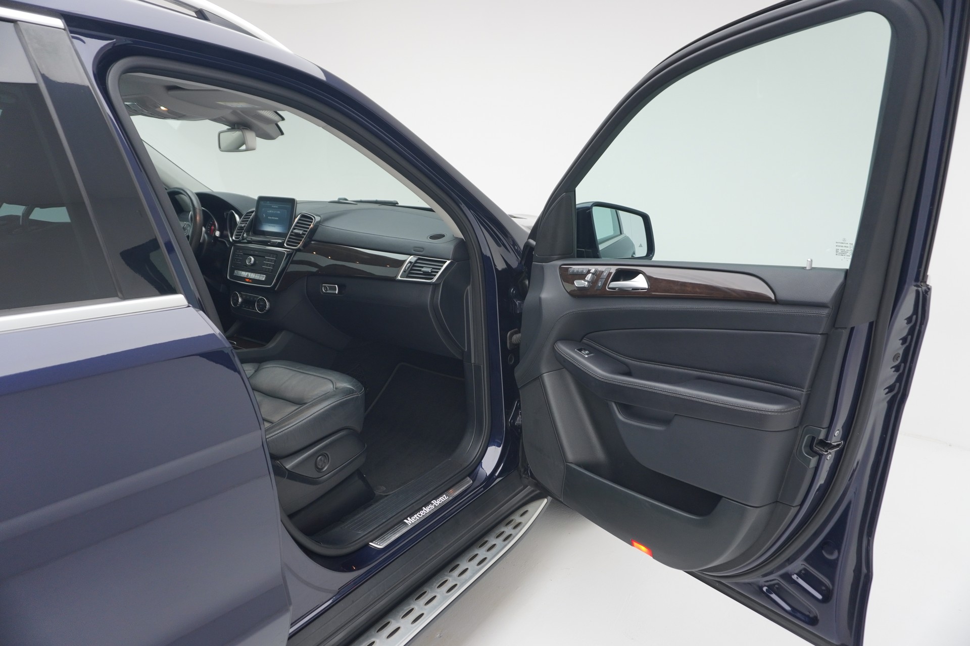 MERCEDES-BENZ GLS 350 d 4Matic 9G-TRONIC-image-15