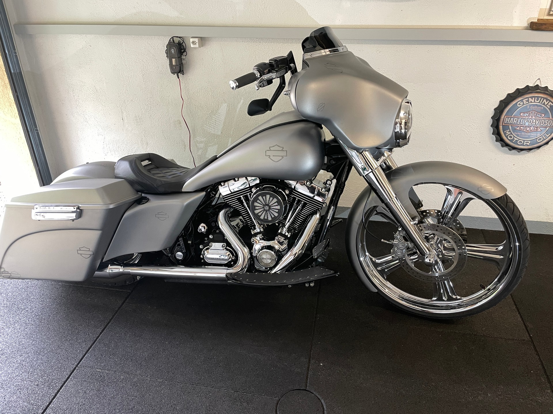 HARLEY-DAVIDSON Street Glide