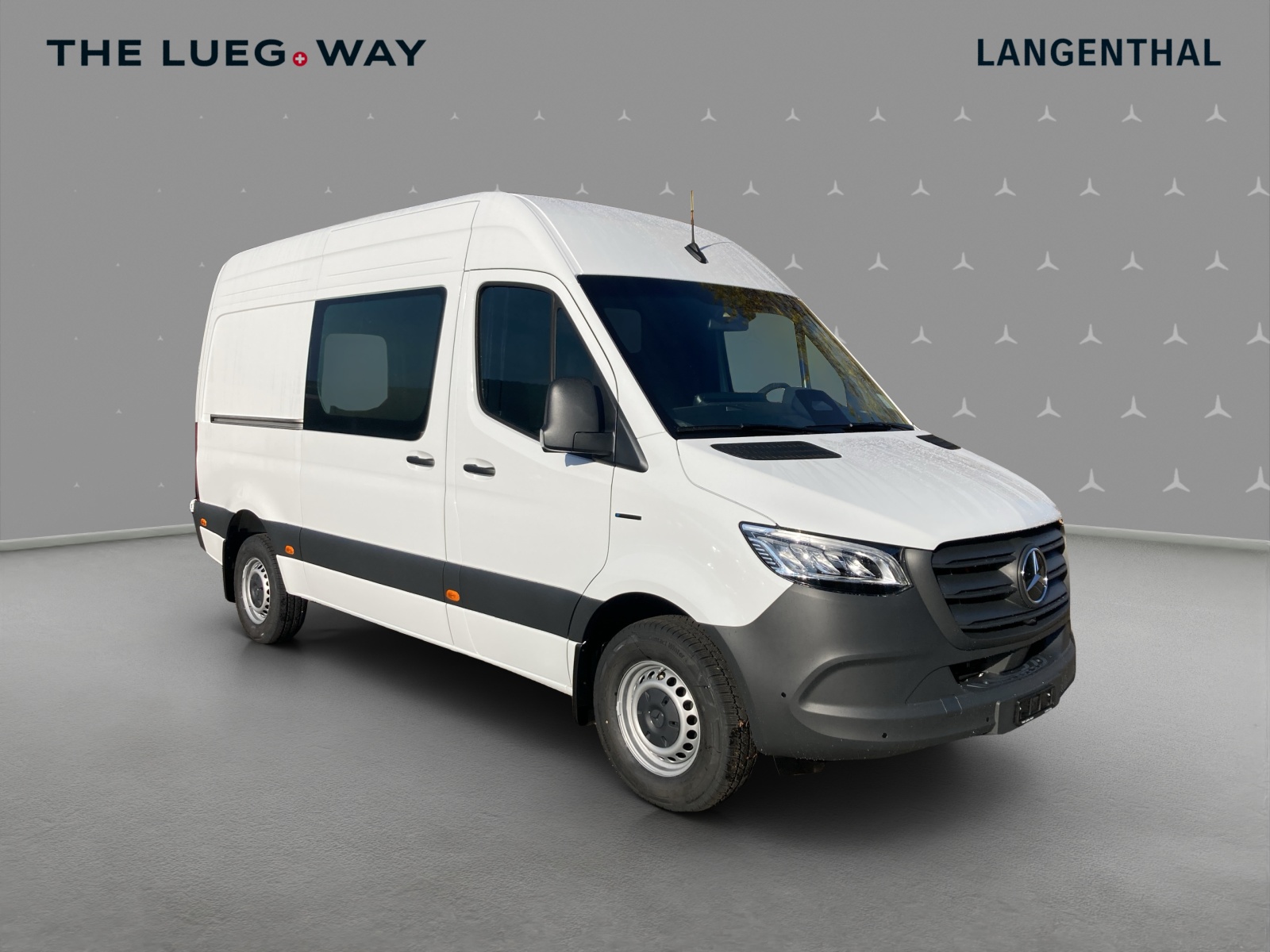 MERCEDES-BENZ eSprinter 320 81kWh Standard Hoch Pro-image-1
