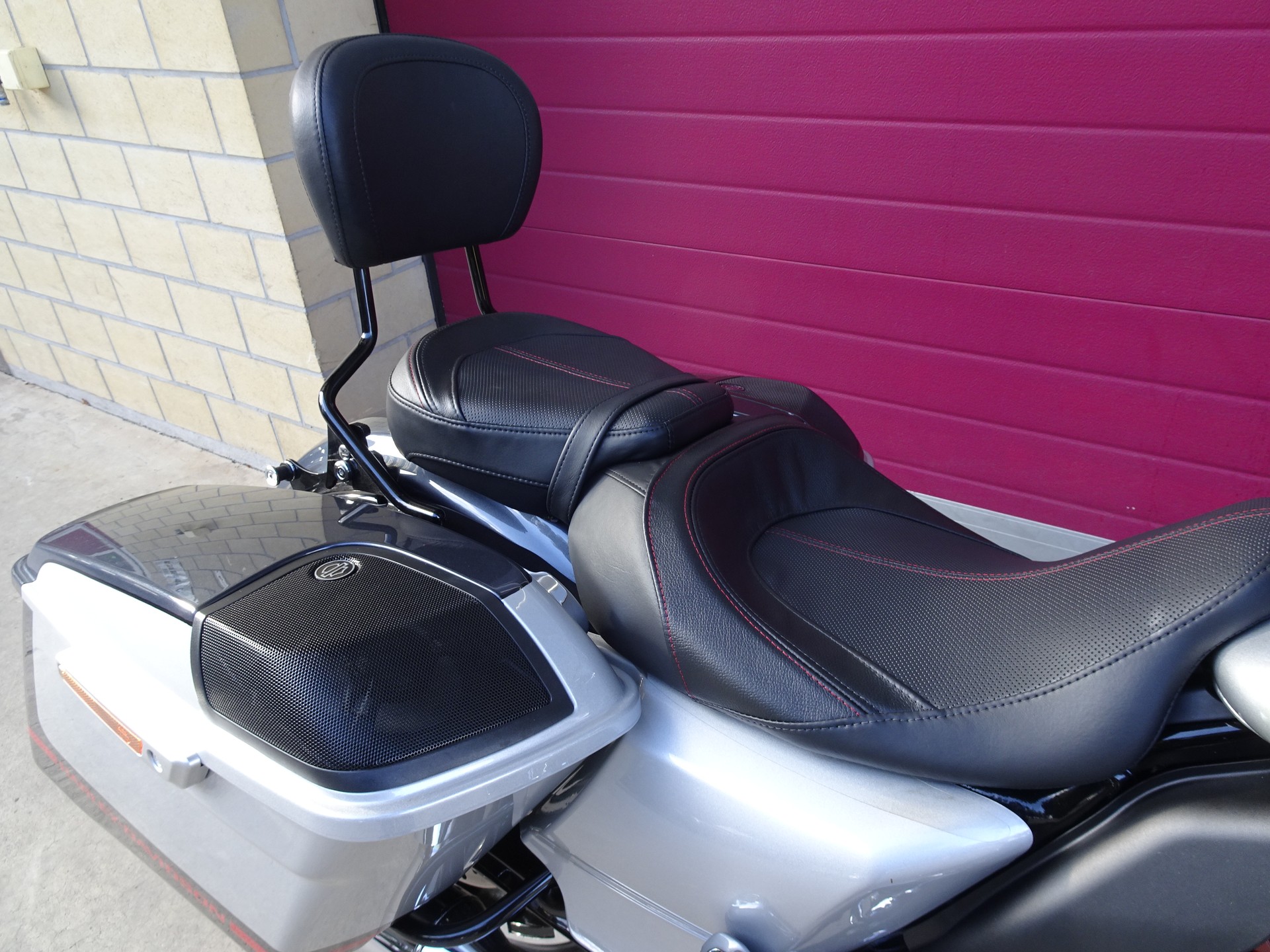 HARLEY-DAVIDSON FLHXSE Street Glide ABS CVO 117-image-6