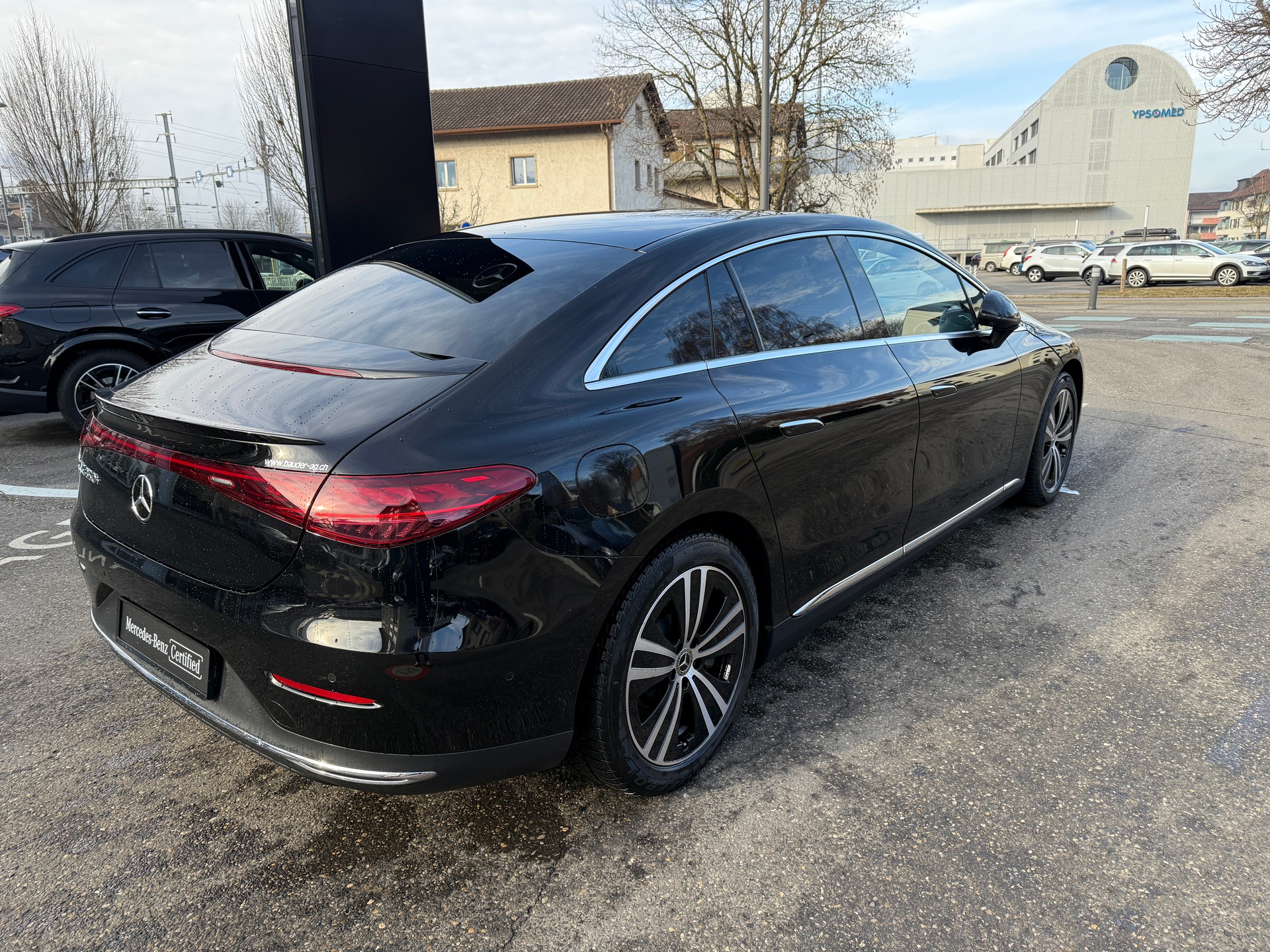 MERCEDES-BENZ EQE 350+-image-8