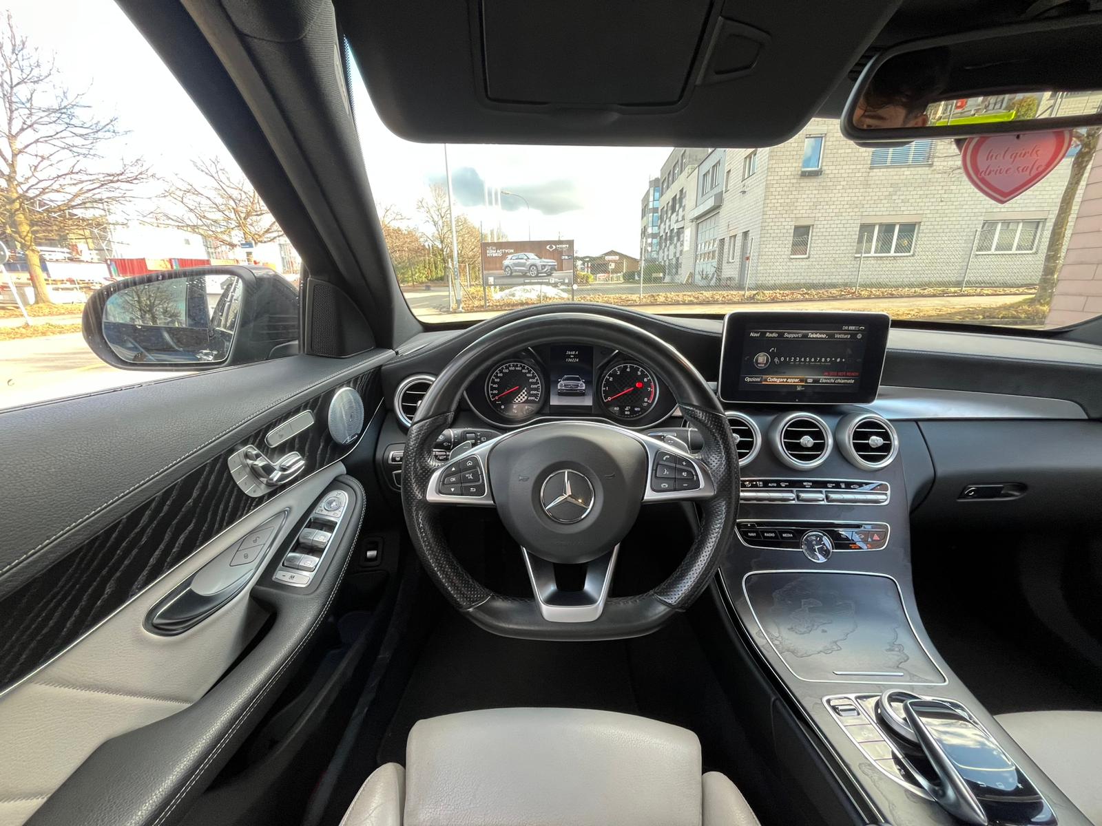 MERCEDES-BENZ C 450 AMG 4Matic 7G-Tronic-image-4