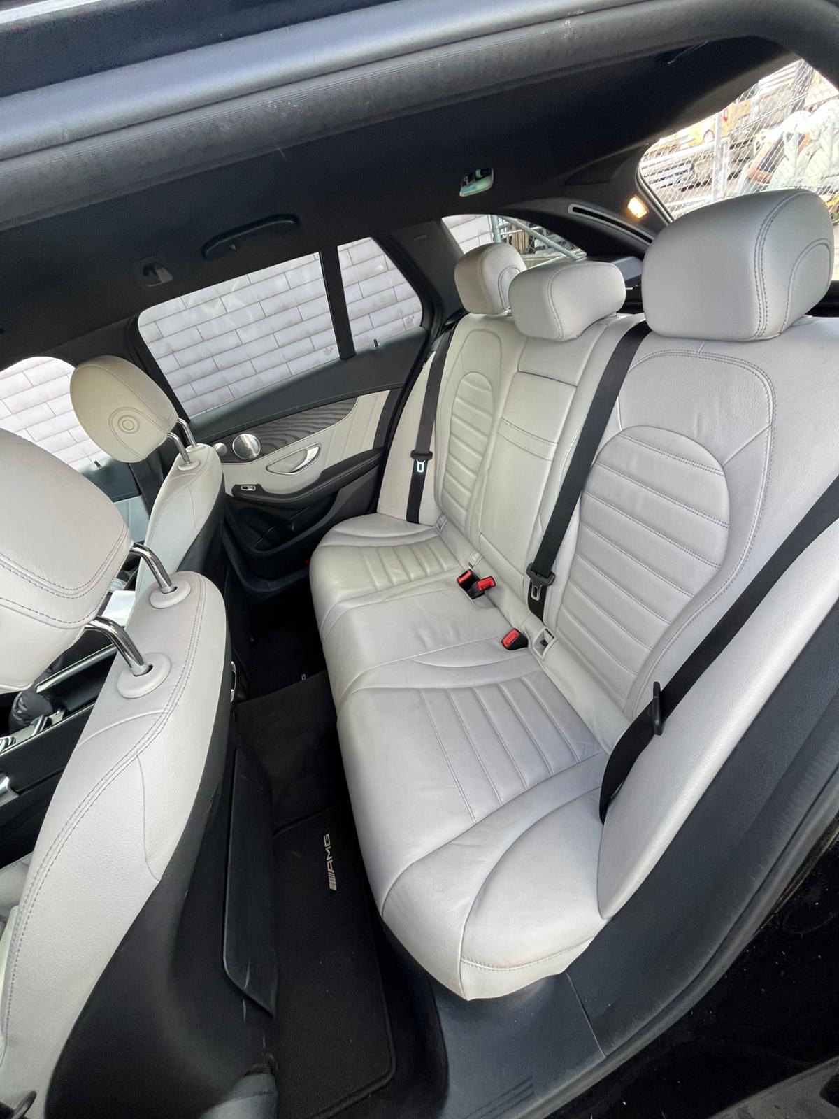 MERCEDES-BENZ C 450 AMG 4Matic 7G-Tronic-image-6