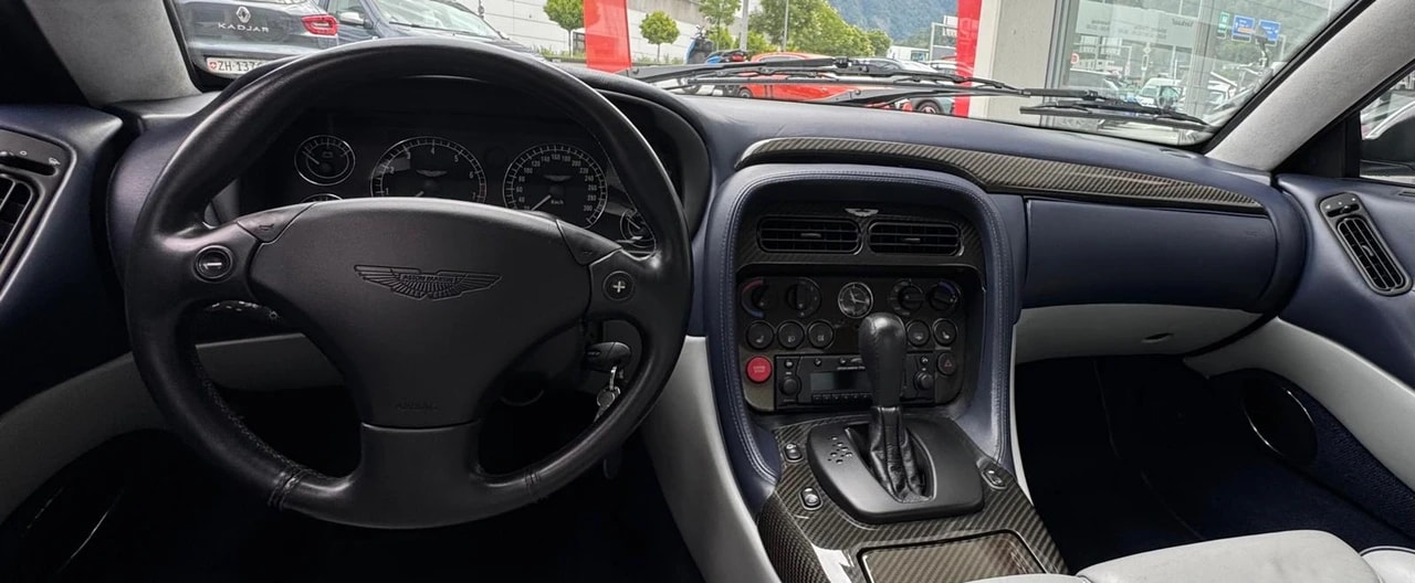 ASTON MARTIN DB7 Vantage-image-11