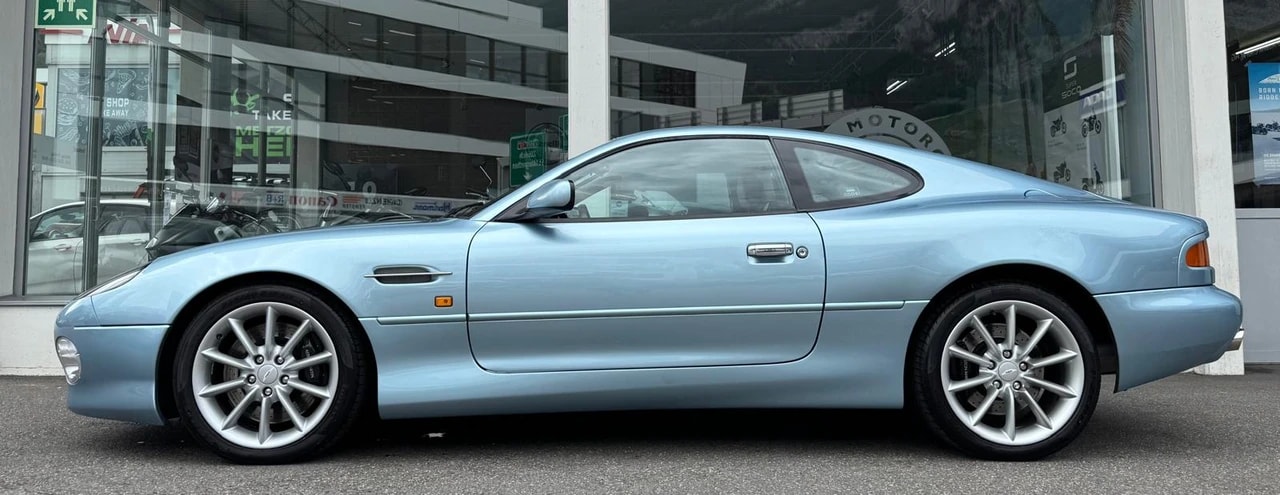 ASTON MARTIN DB7 Vantage-showroom-element-2