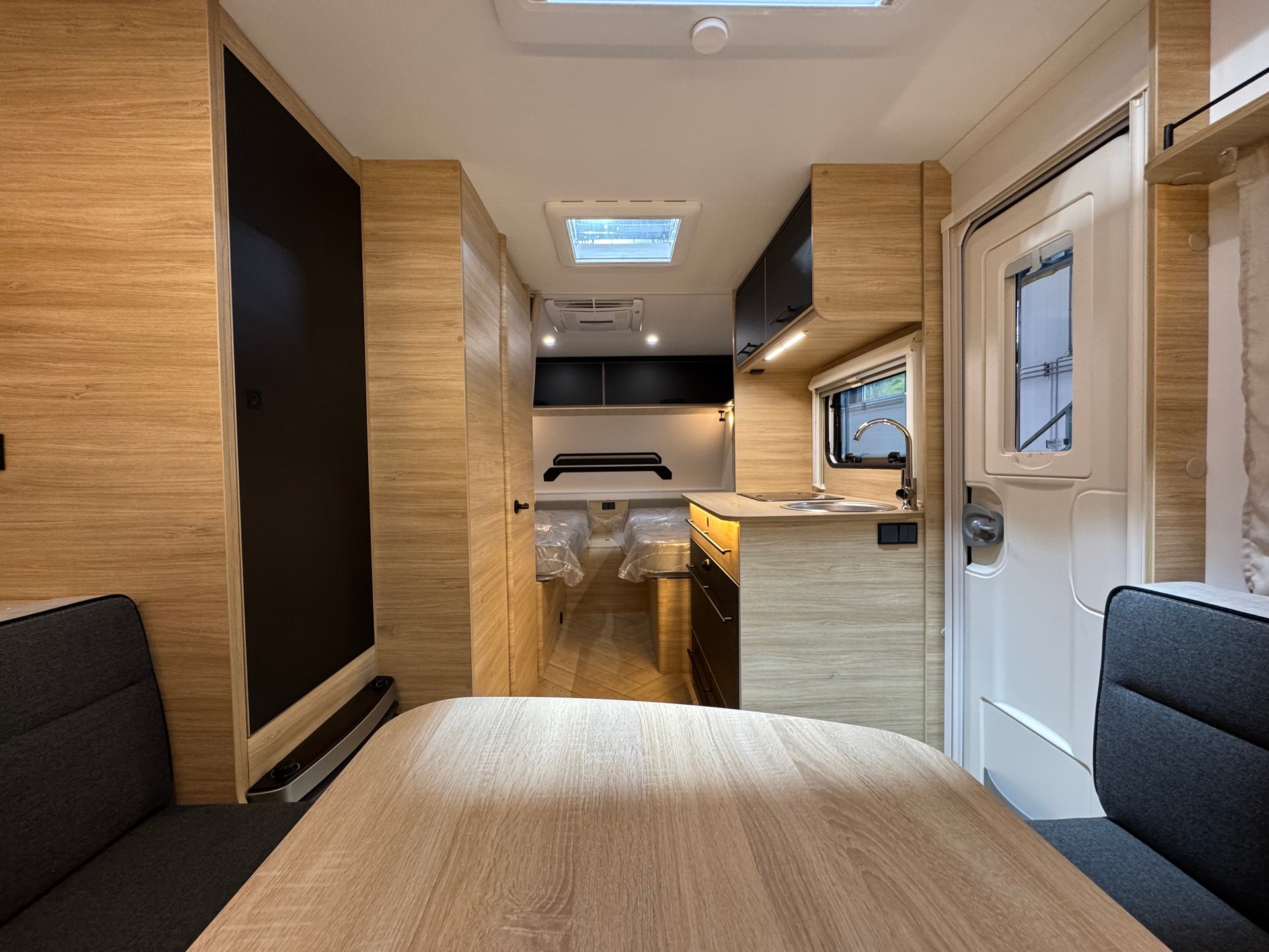 CARAVELAIR Sport Line 492-image-12