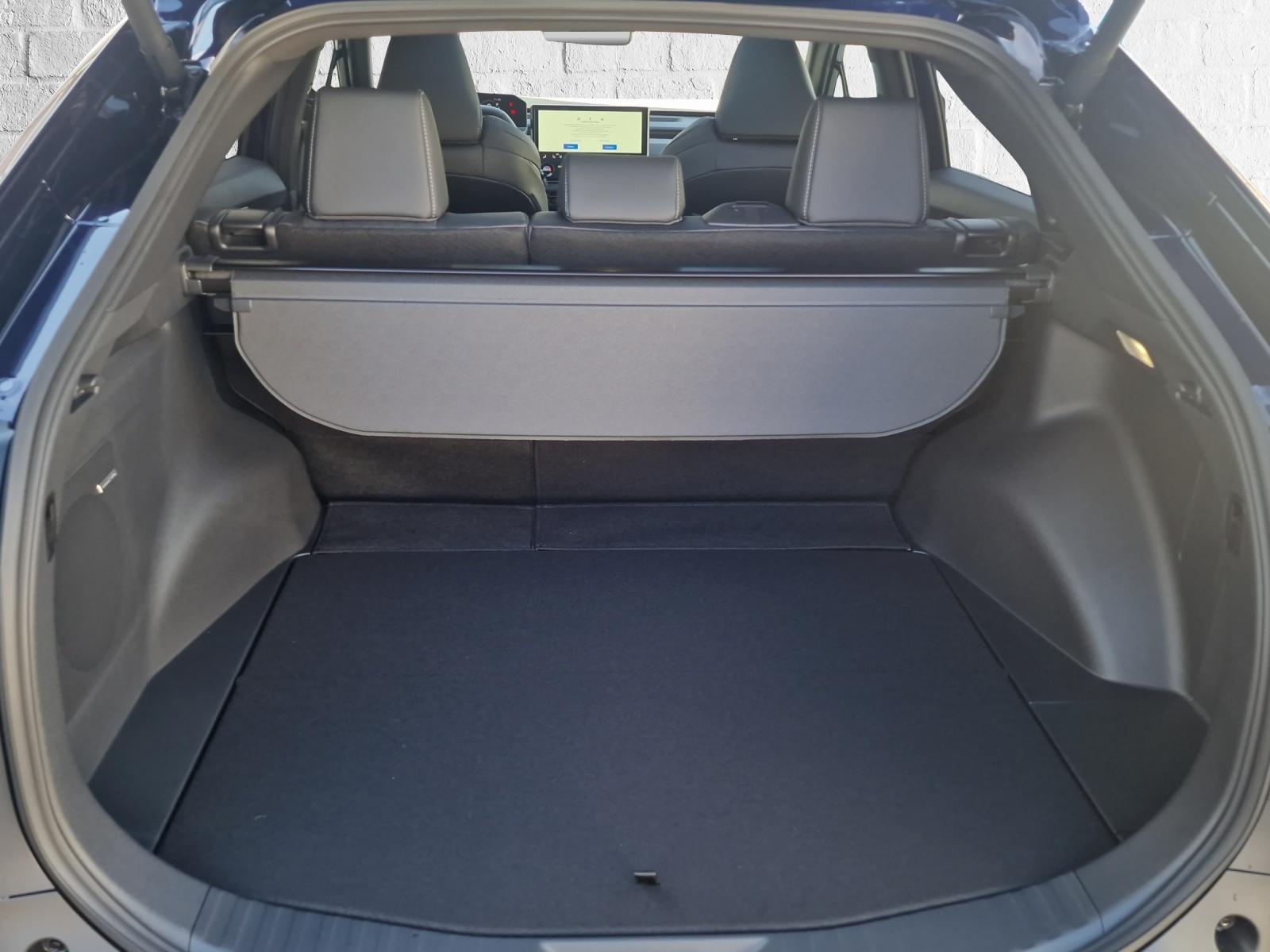 SUBARU Solterra eV Luxury AWD-image-18
