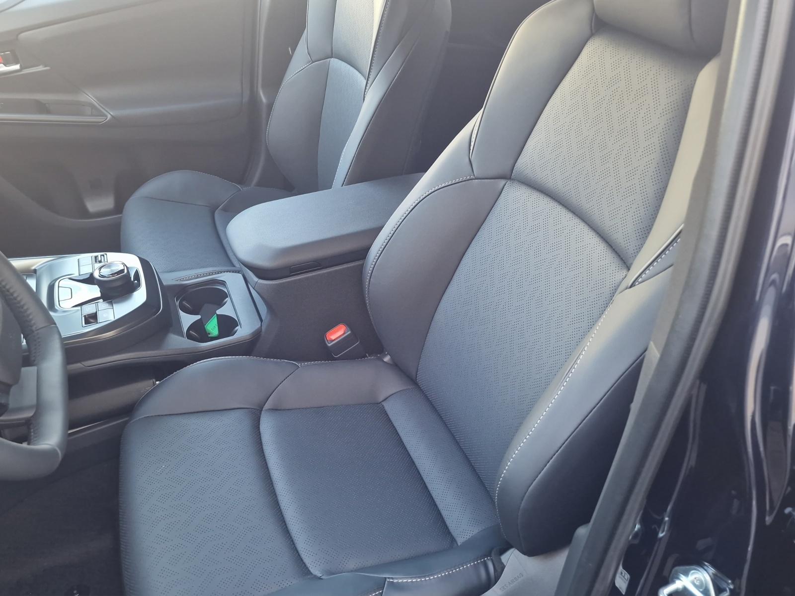 SUBARU Solterra eV Luxury AWD-image-11
