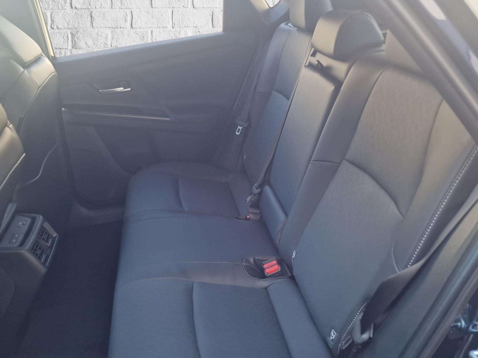 SUBARU Solterra eV Luxury AWD-image-12
