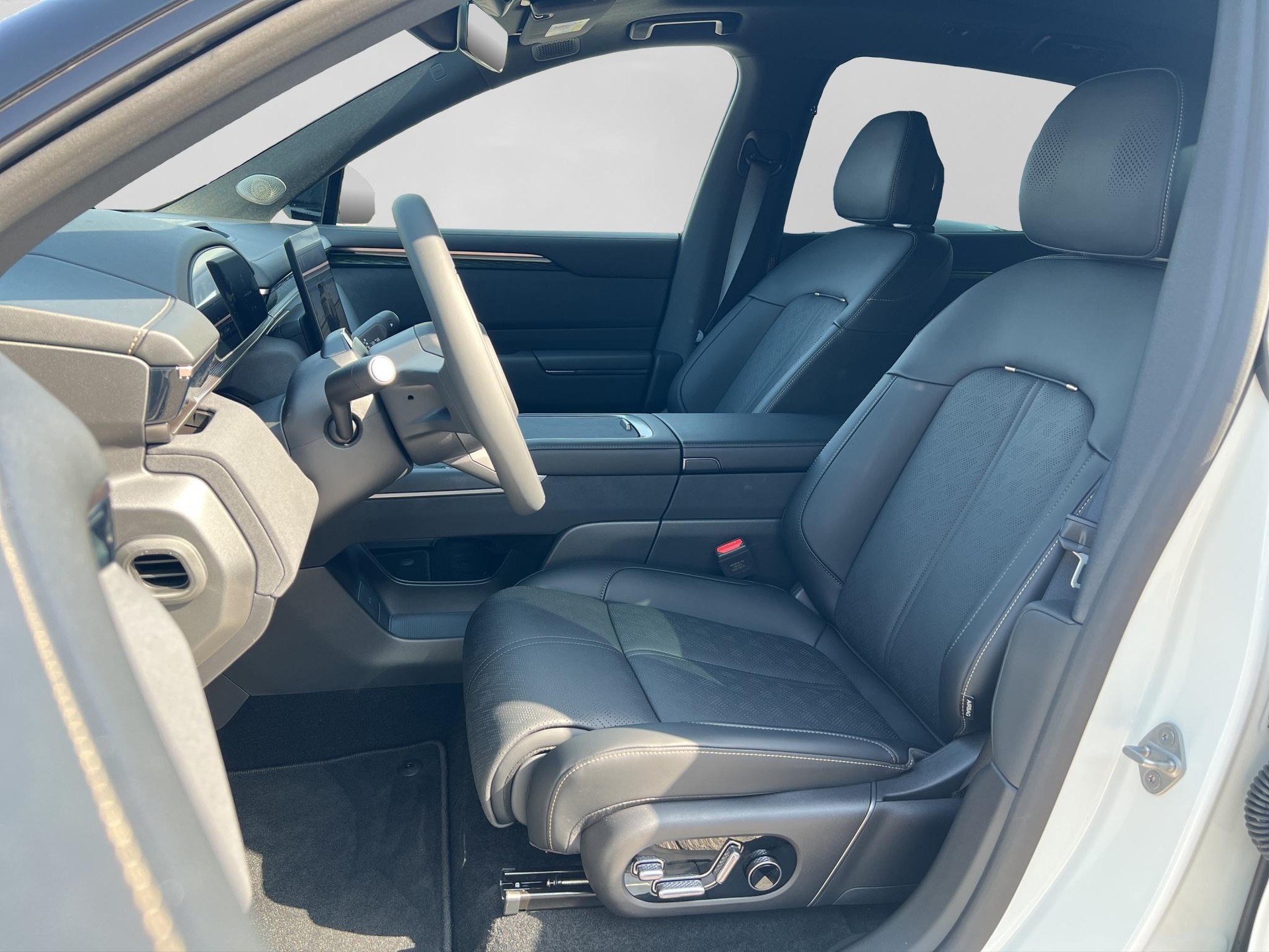 ZEEKR 7X Privilege AWD-showroom-element-1