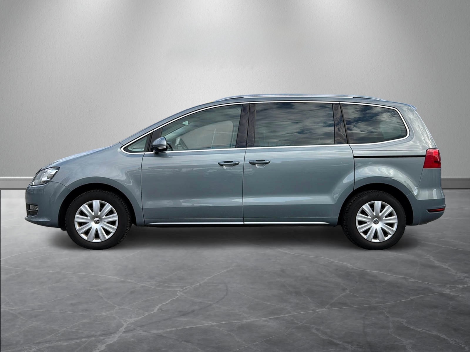 VW Sharan 2.0 TDI BlueMotion Technology Highline DSG-showroom-element-1