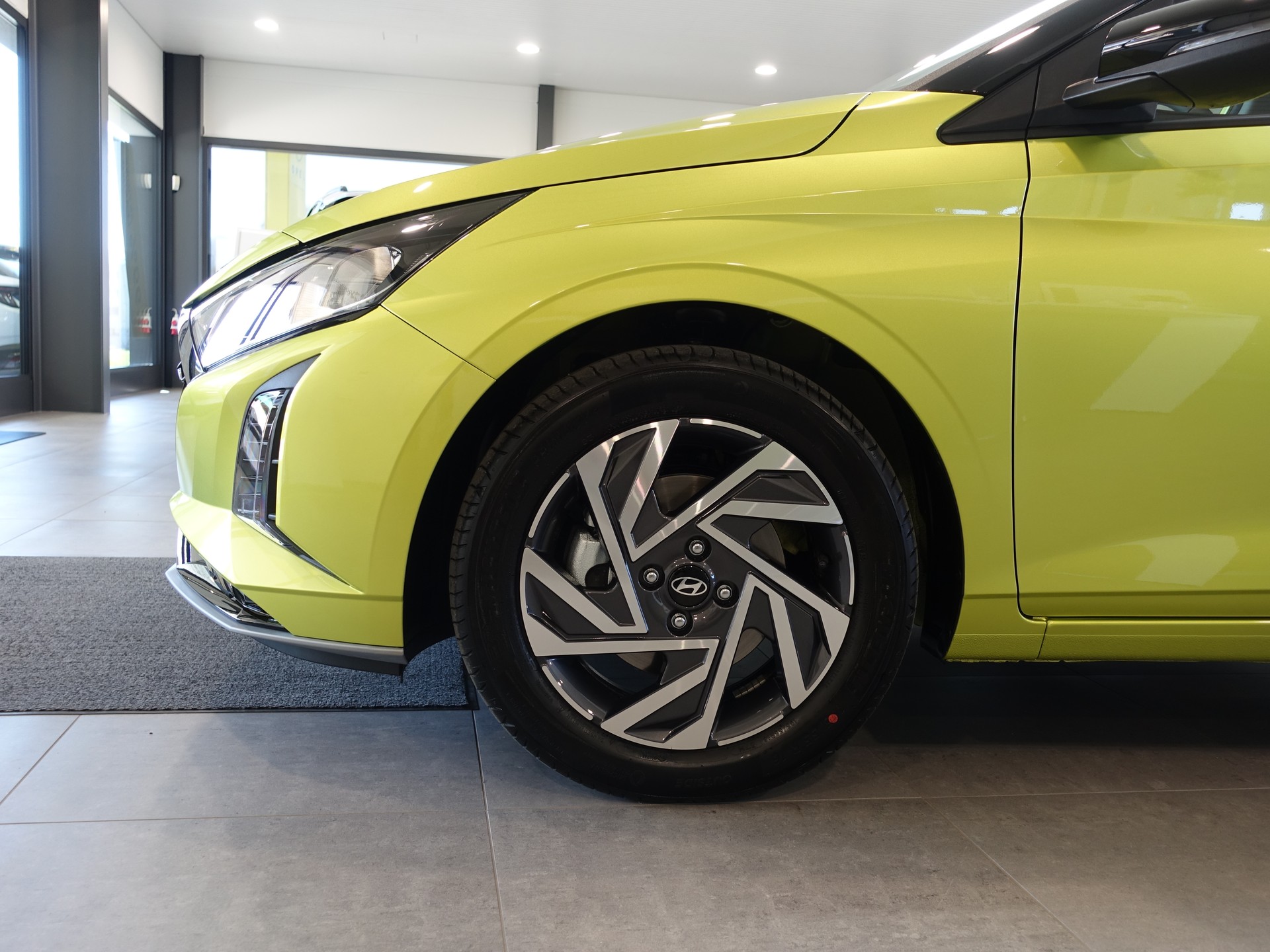 HYUNDAI i20 1.0 T-GDi Amplia DCT-image-5