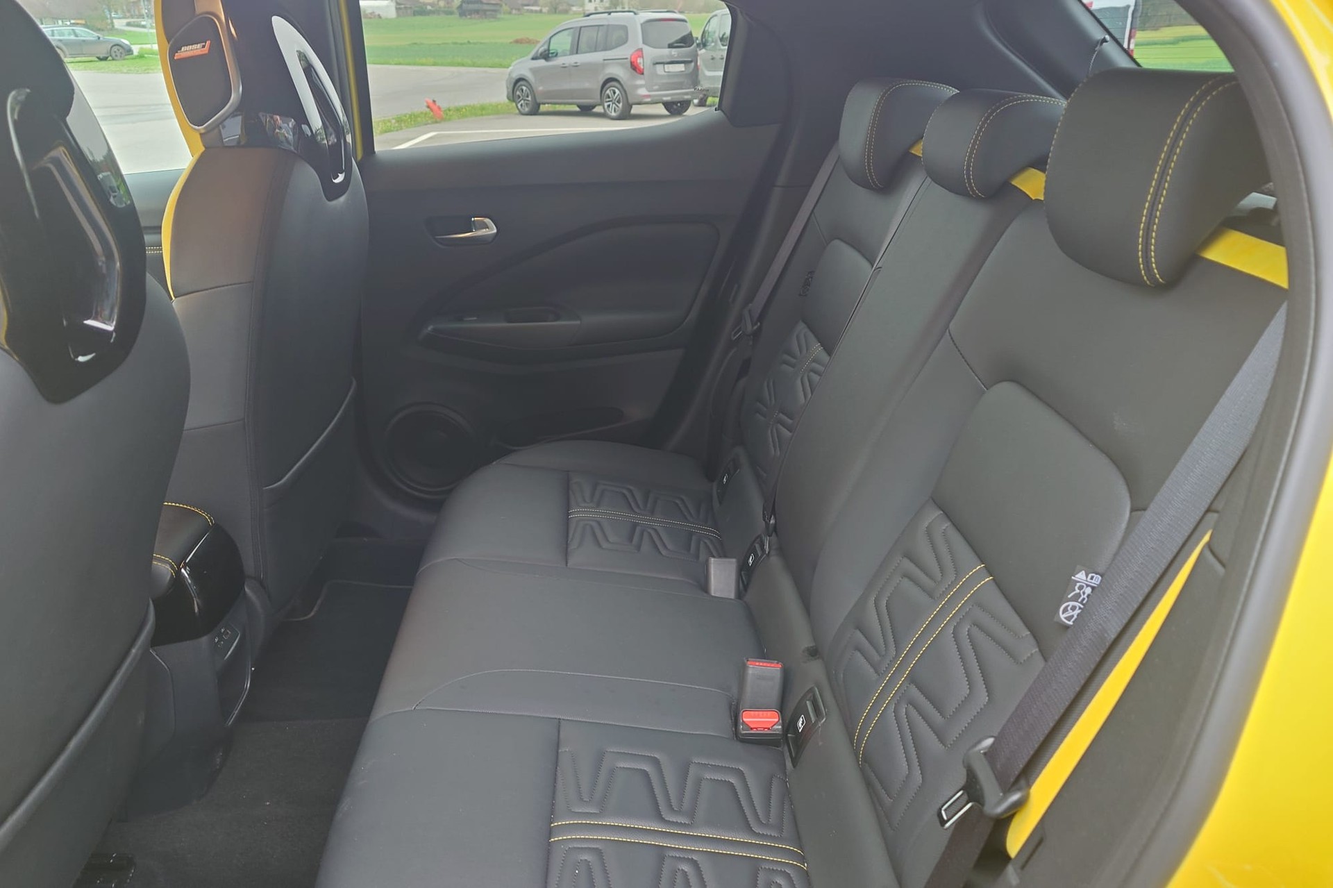 NISSAN Juke 1.6 Hybrid N-Sport-image-8