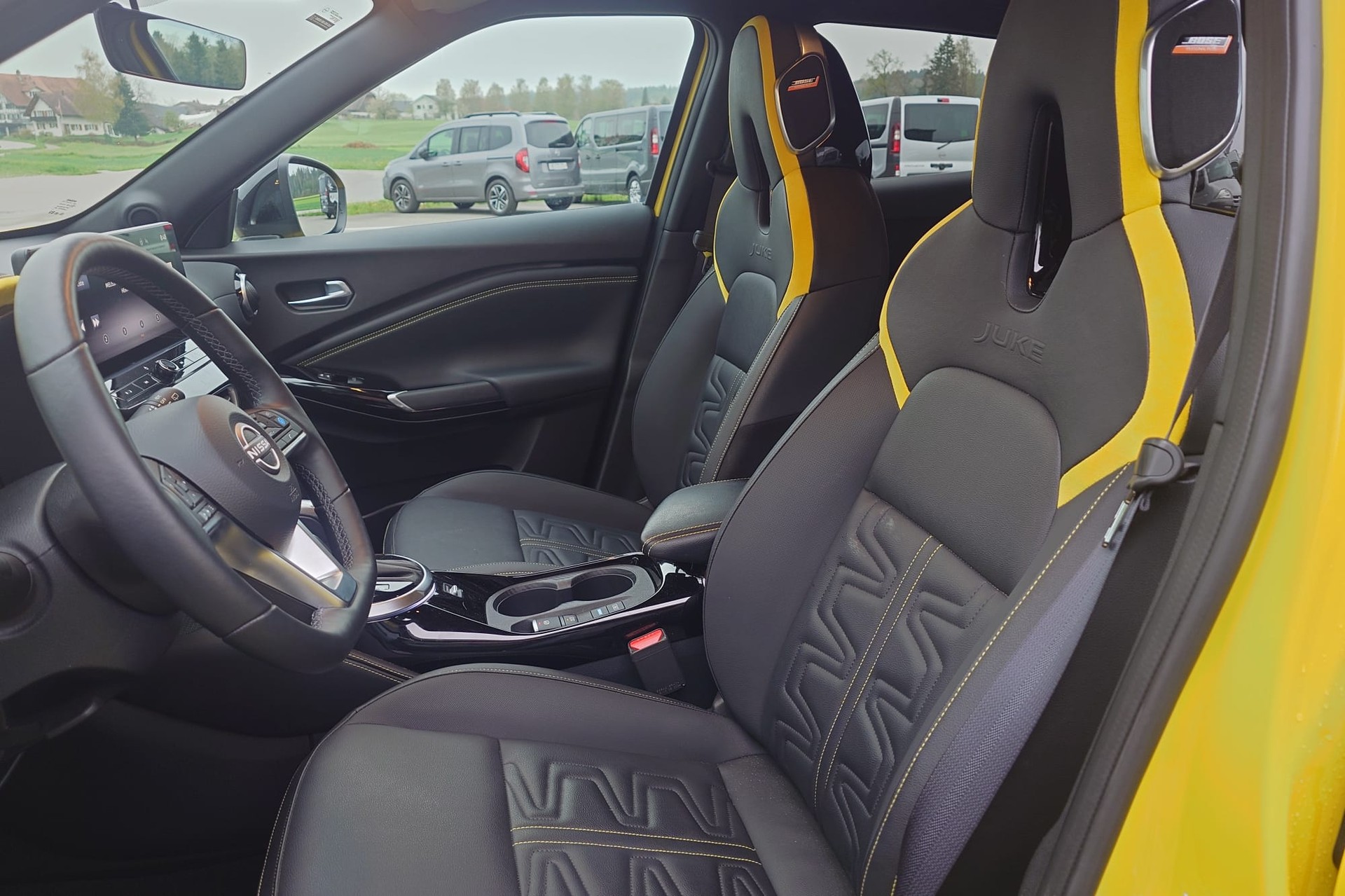 NISSAN Juke 1.6 Hybrid N-Sport-image-10