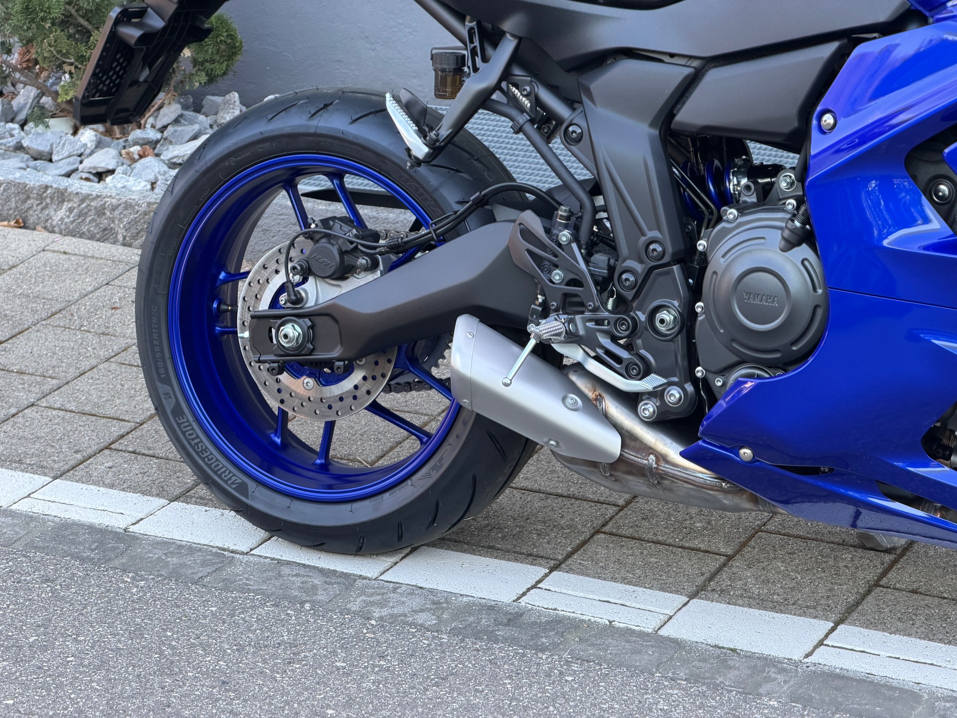 YAMAHA R7 2026-image-13
