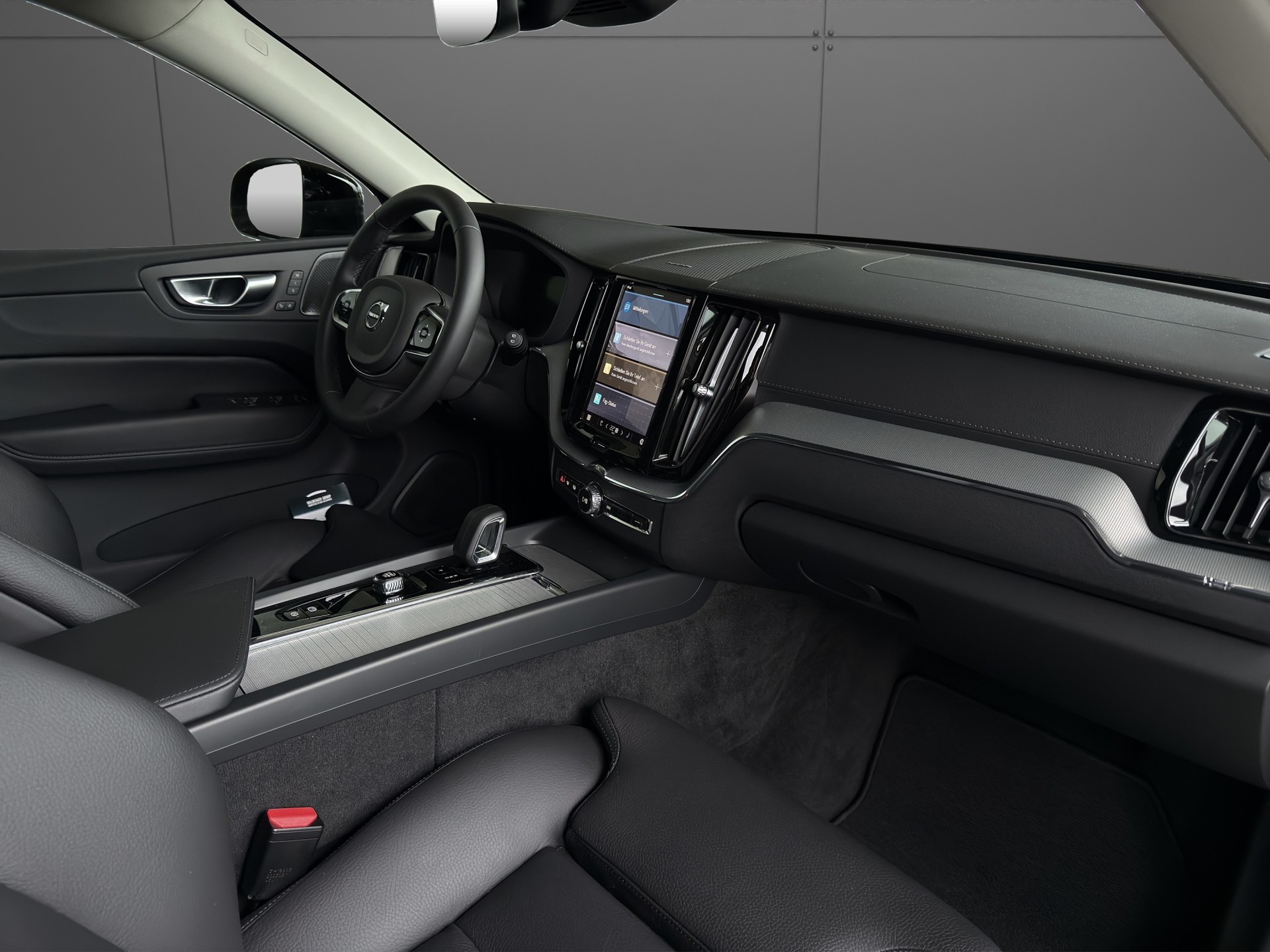 VOLVO XC60 T8 eAWD PluginHybrid Ultimate Dark Geartronic-image-11