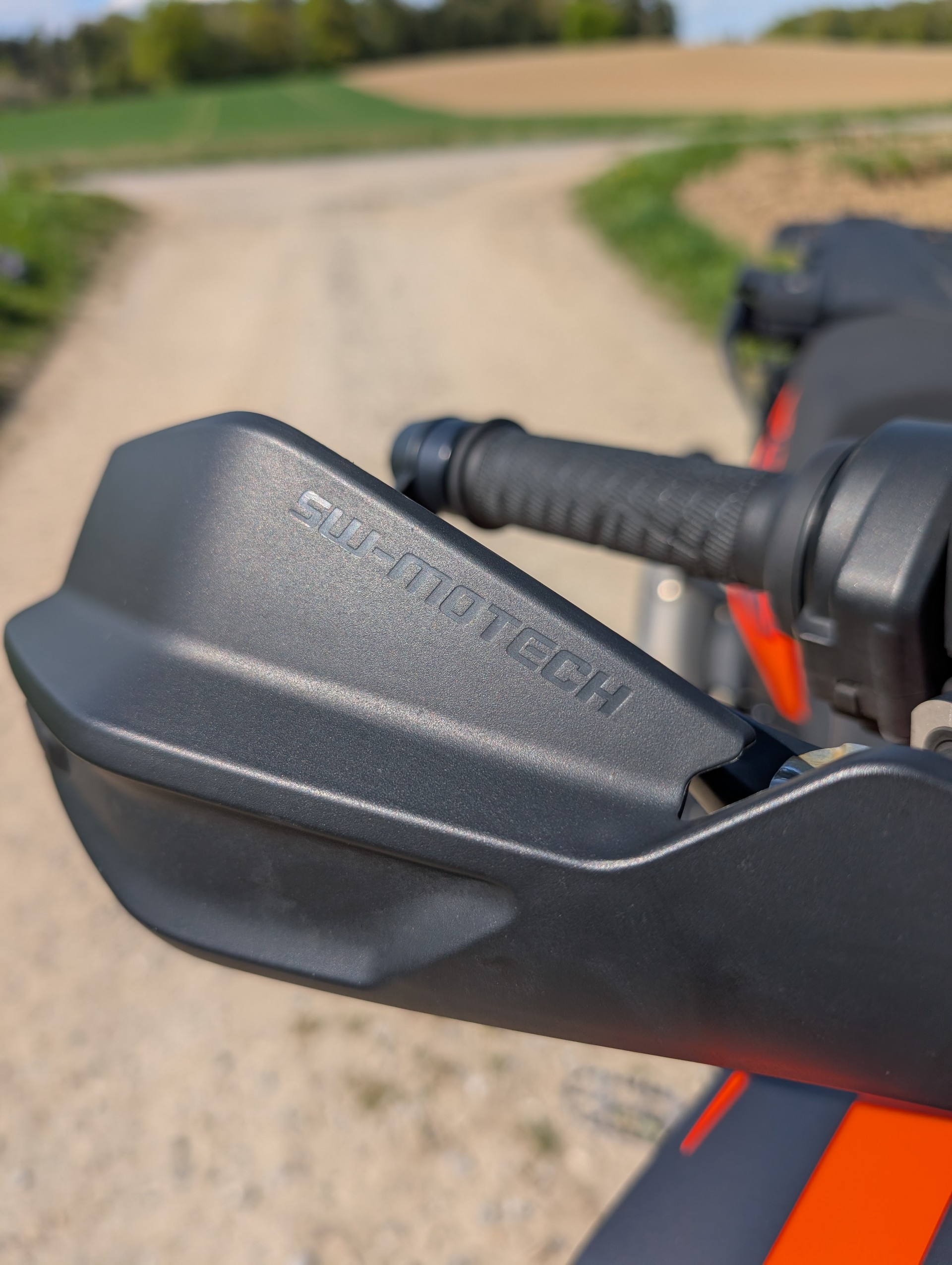 KTM 1290 Super Adventure S ABS mit 3 Koffern, SC Project Auspuff, Griffheizung, ab Servic und unfallfrei-image-7