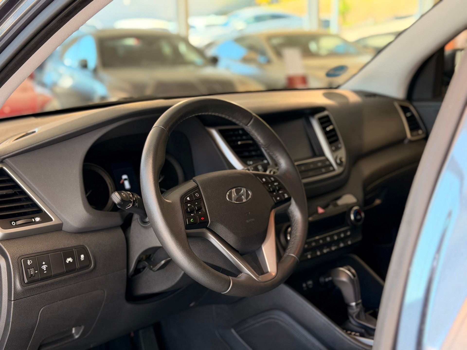 HYUNDAI Tucson 1.7 CRDI Origo 2WD DCT7-image-12