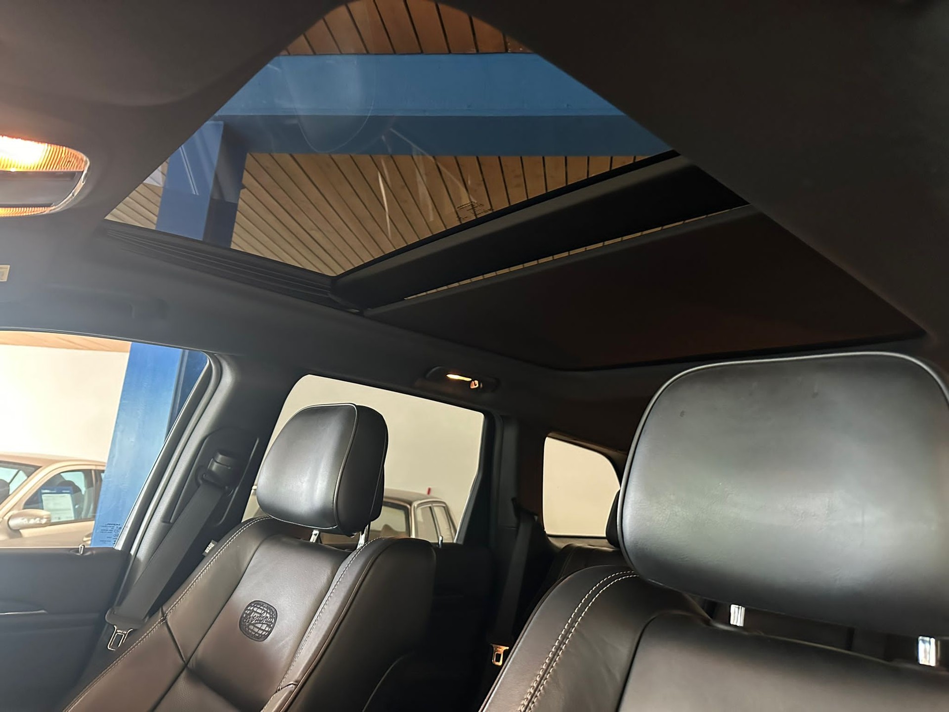 JEEP Grand Cherokee 3.0 CRD Overland Automatic-image-20