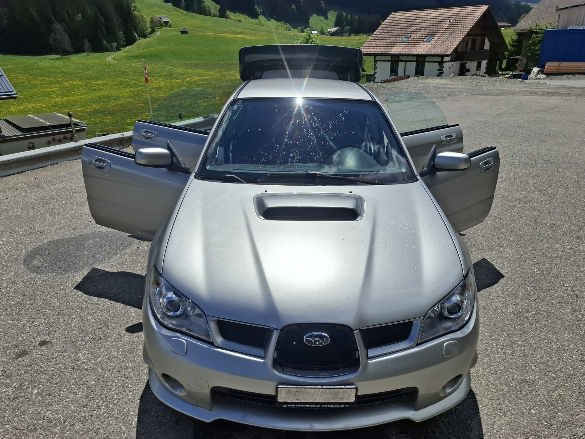SUBARU Impreza 2.5 Turbo 4WD WRX-showroom-element-1