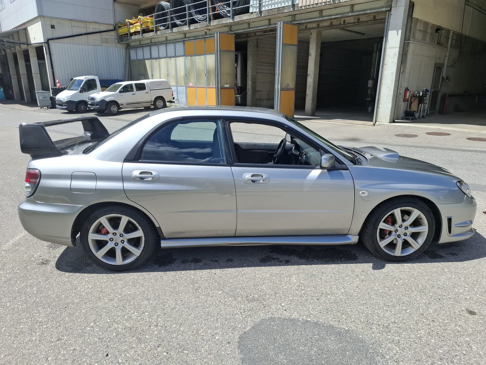 SUBARU Impreza 2.5 Turbo 4WD WRX-showroom-element-2