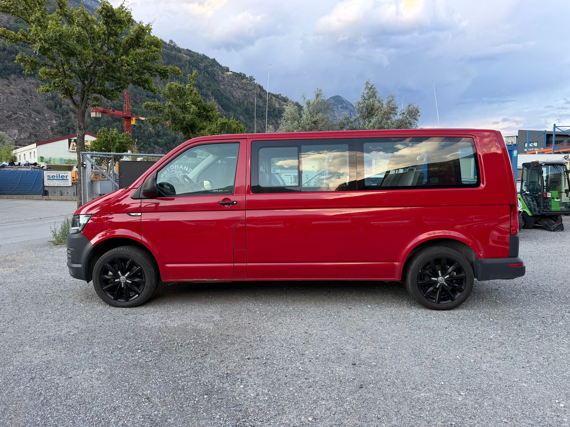 VW T6 Caravelle 2.0 Bi-TDI Comfortline 4Motion LWB-showroom-element-1