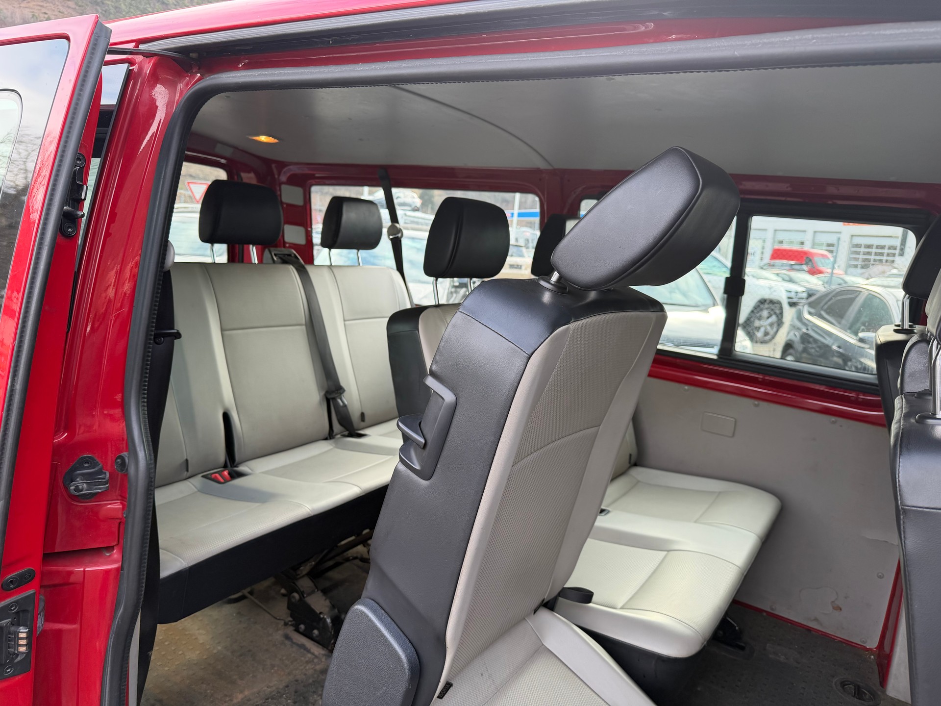 VW T6 Caravelle 2.0 Bi-TDI Comfortline 4Motion LWB-image-8