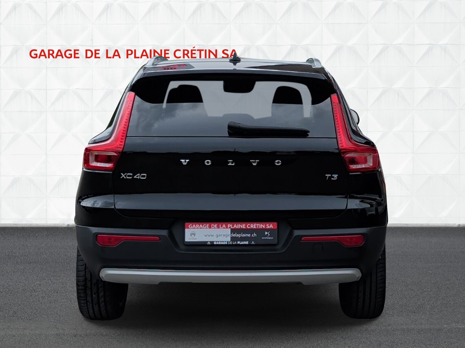 VOLVO XC40 T3 Momentum Geartronic-image-4