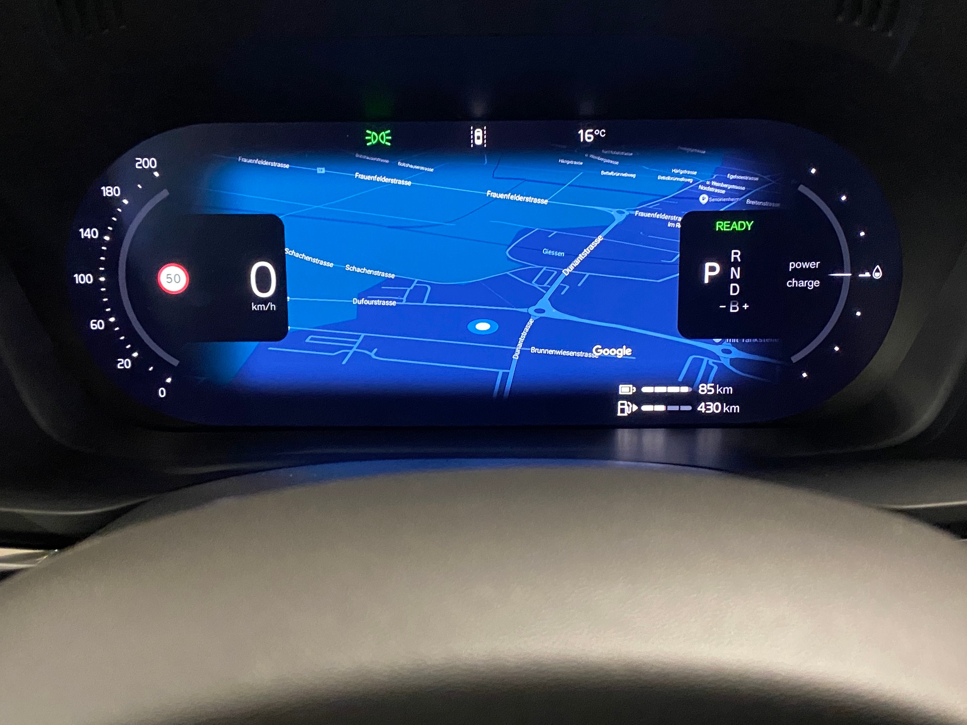 VOLVO XC60 2.0 T6 TE Plus Dark eAWD-image-9