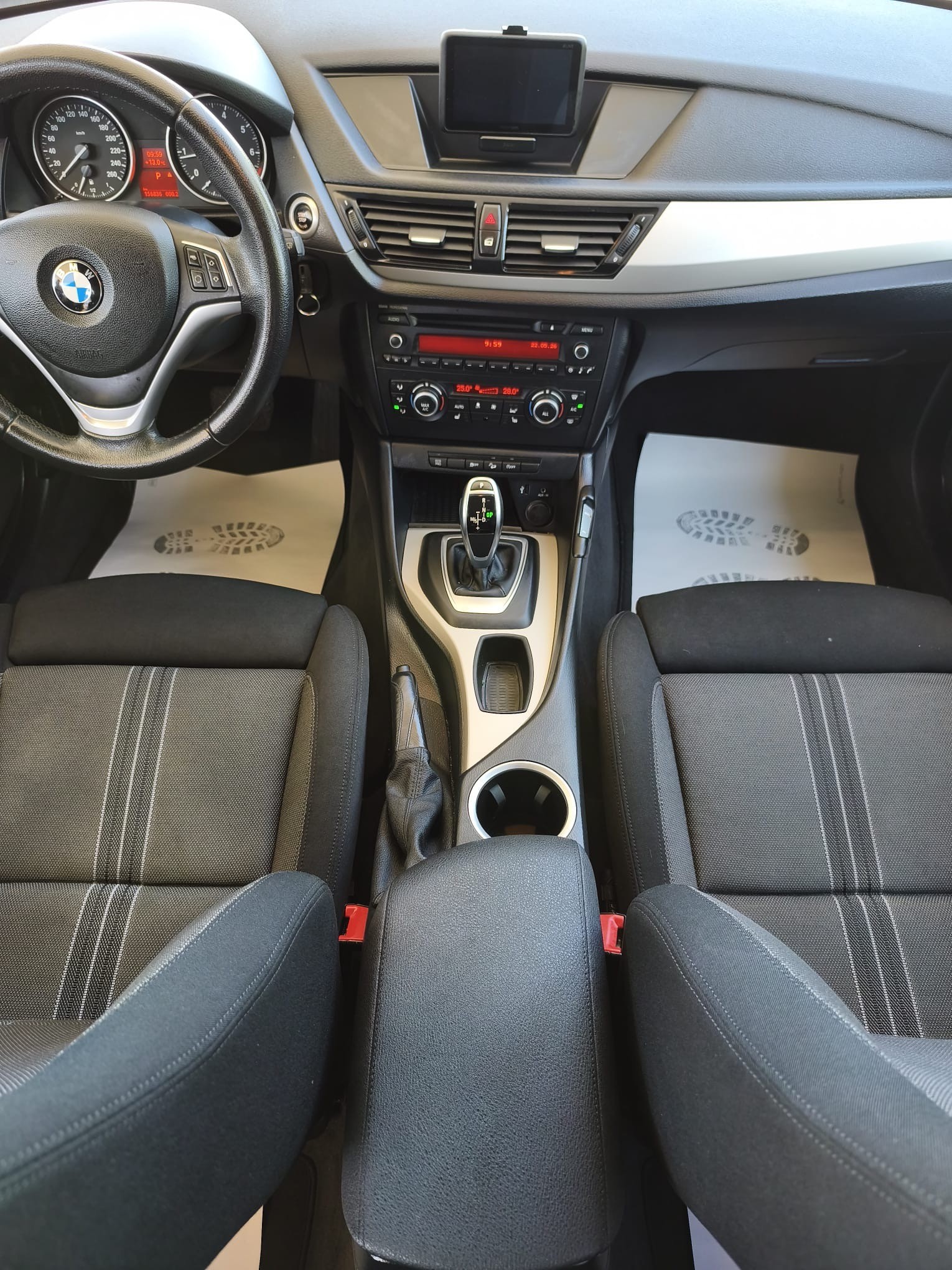 BMW X1 xDrive 20i Sport Line Steptronic-image-13