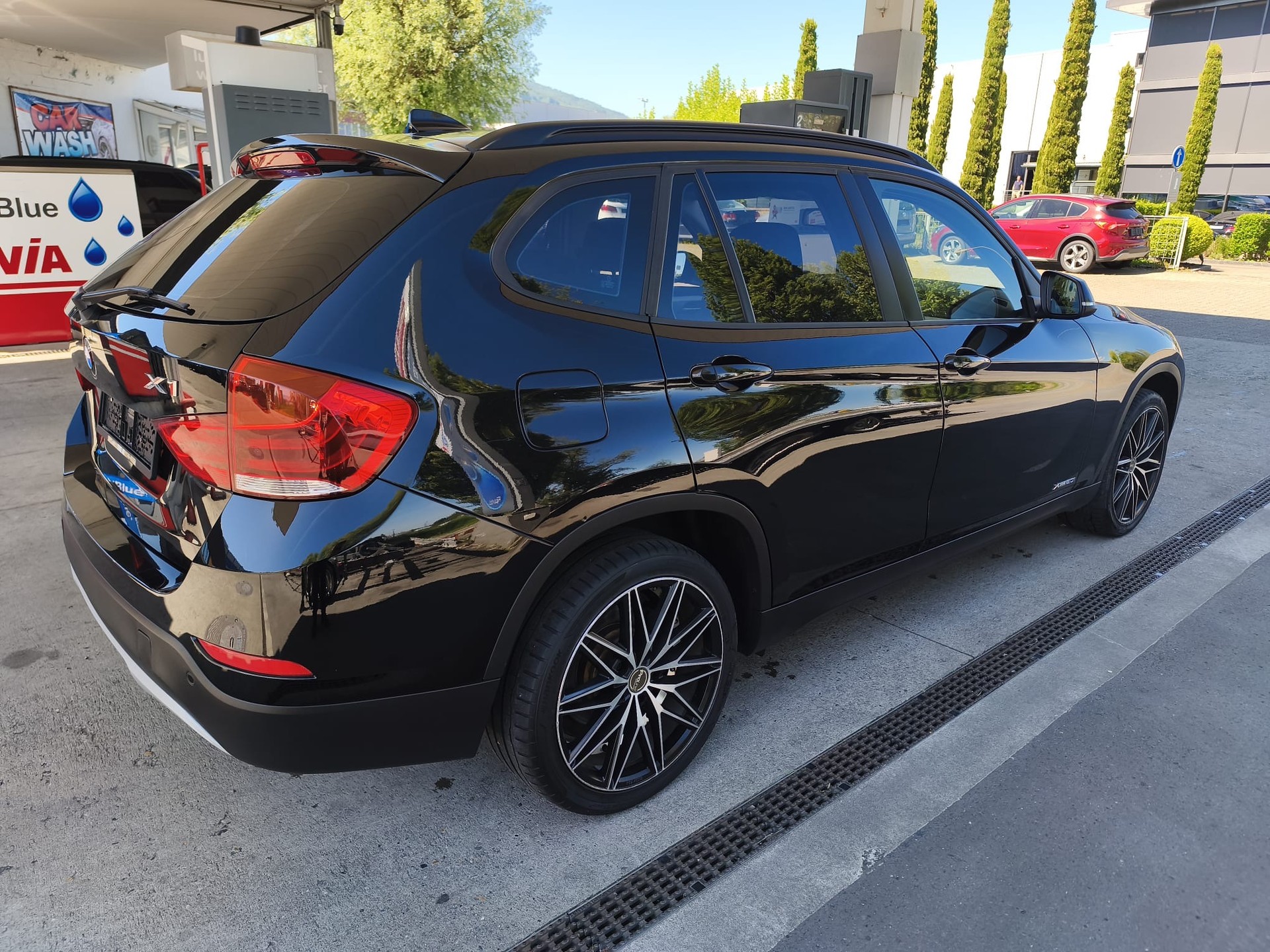 BMW X1 xDrive 20i Sport Line Steptronic-image-2