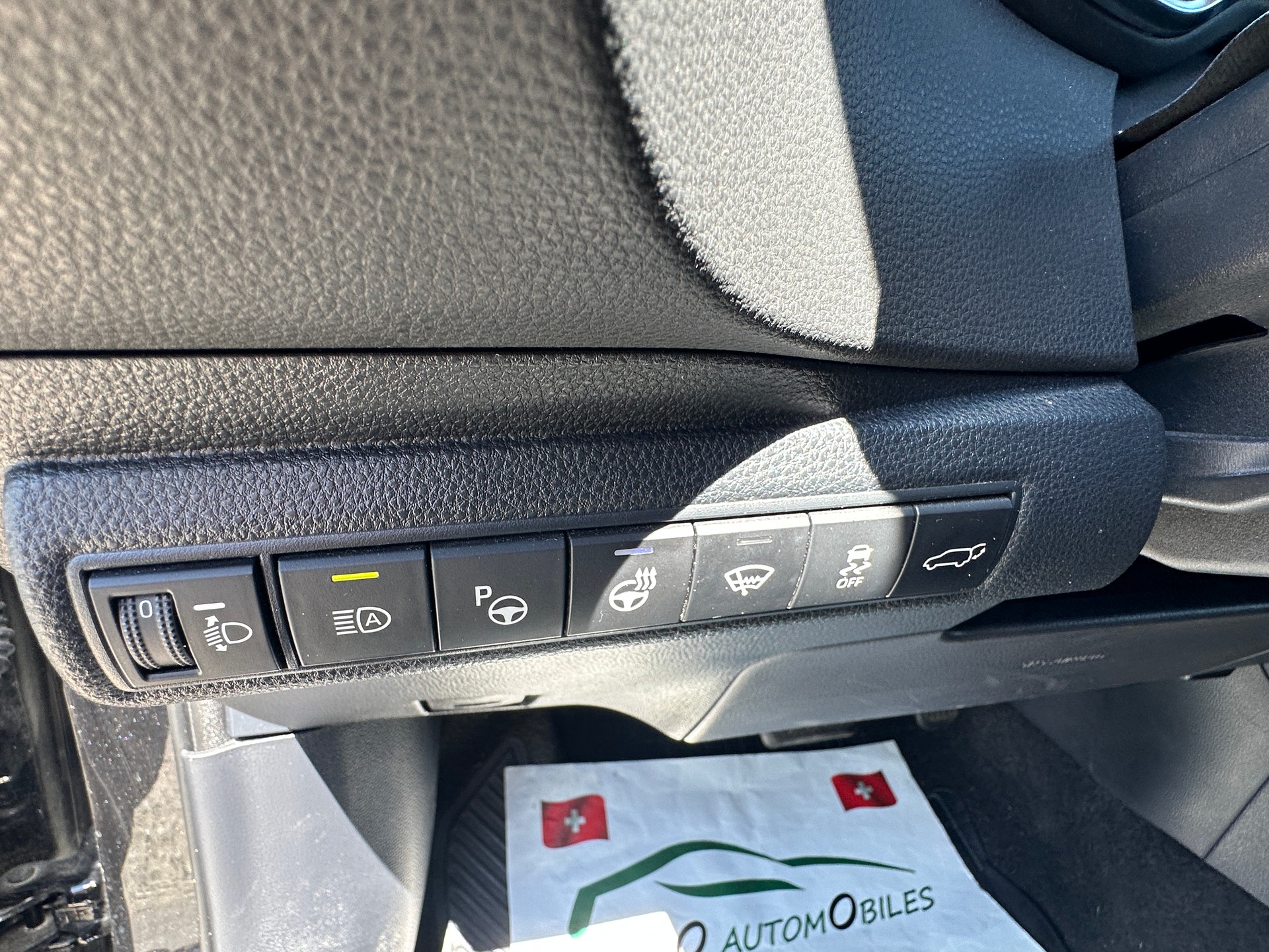 TOYOTA Corolla Touring Sports 2.0 HSD Trend e-CVT-image-16