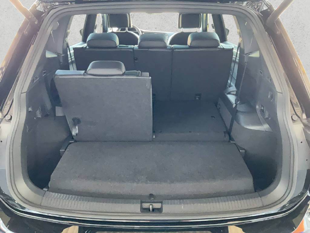 VW Tiguan Allspace 2.0 TSI R-Line DSG-image-12