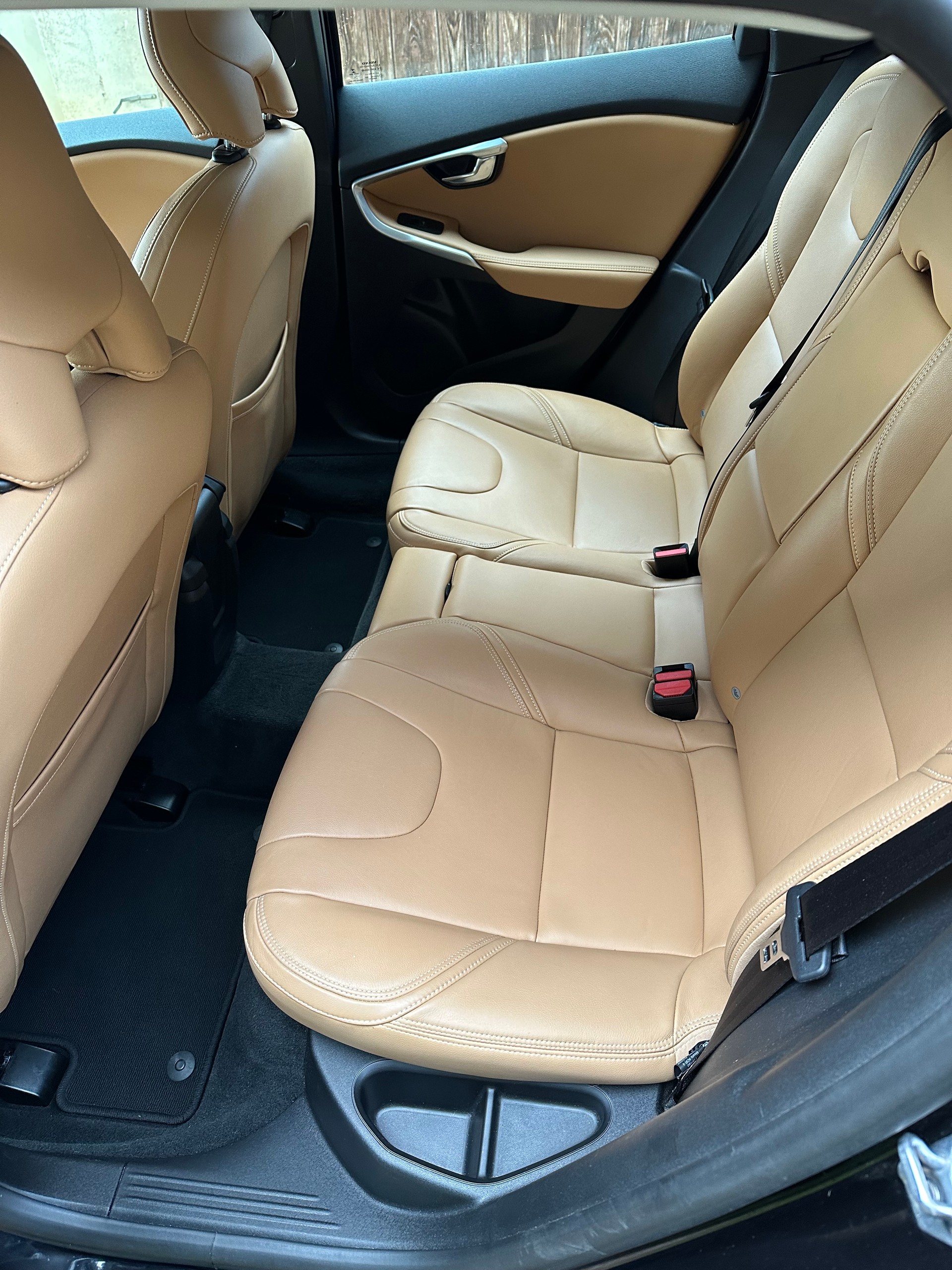 VOLVO D2-image-4