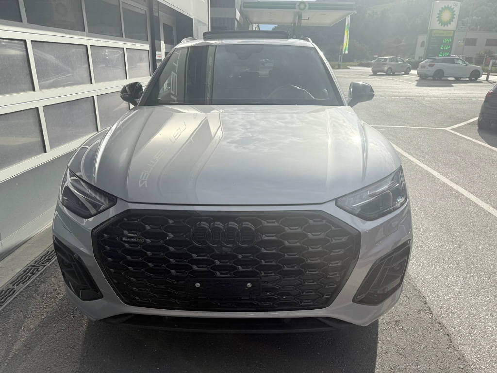 AUDI Q5 Sportback 2.0 40 TDI S Line quattro S-Tronic CH Suspension Pneumatique-showroom-element-2