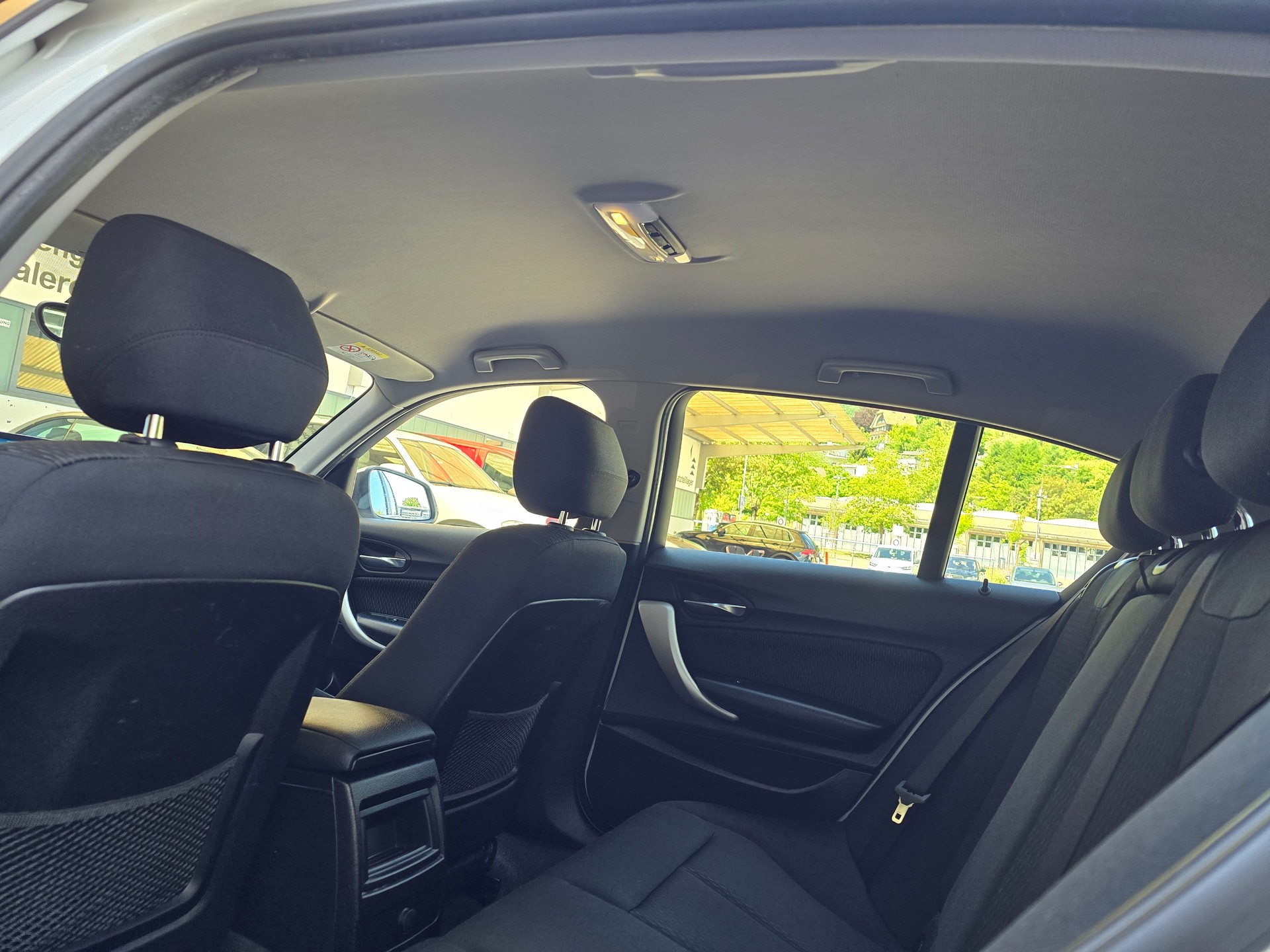 BMW 116i-image-20