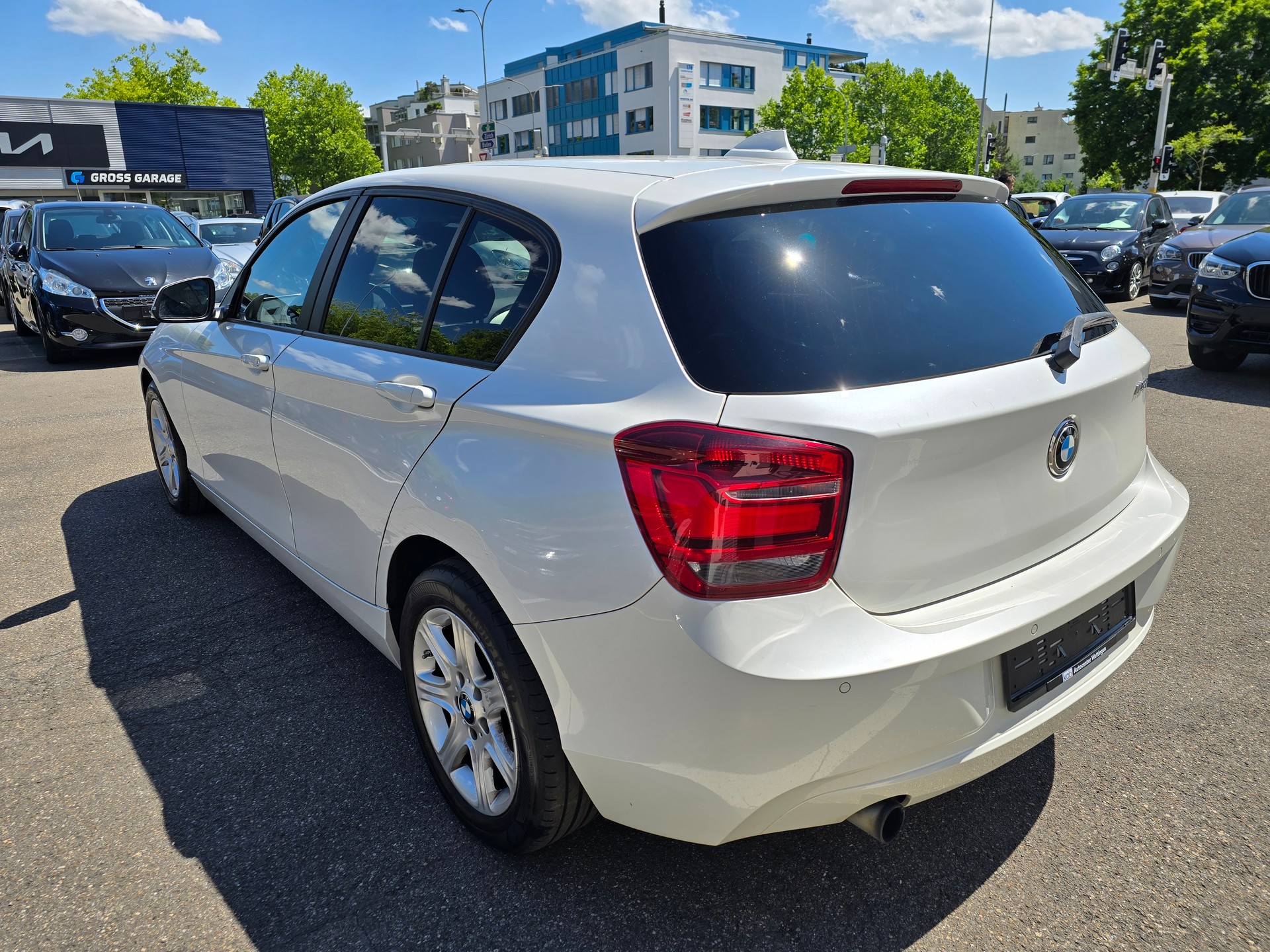 BMW 116i-image-16