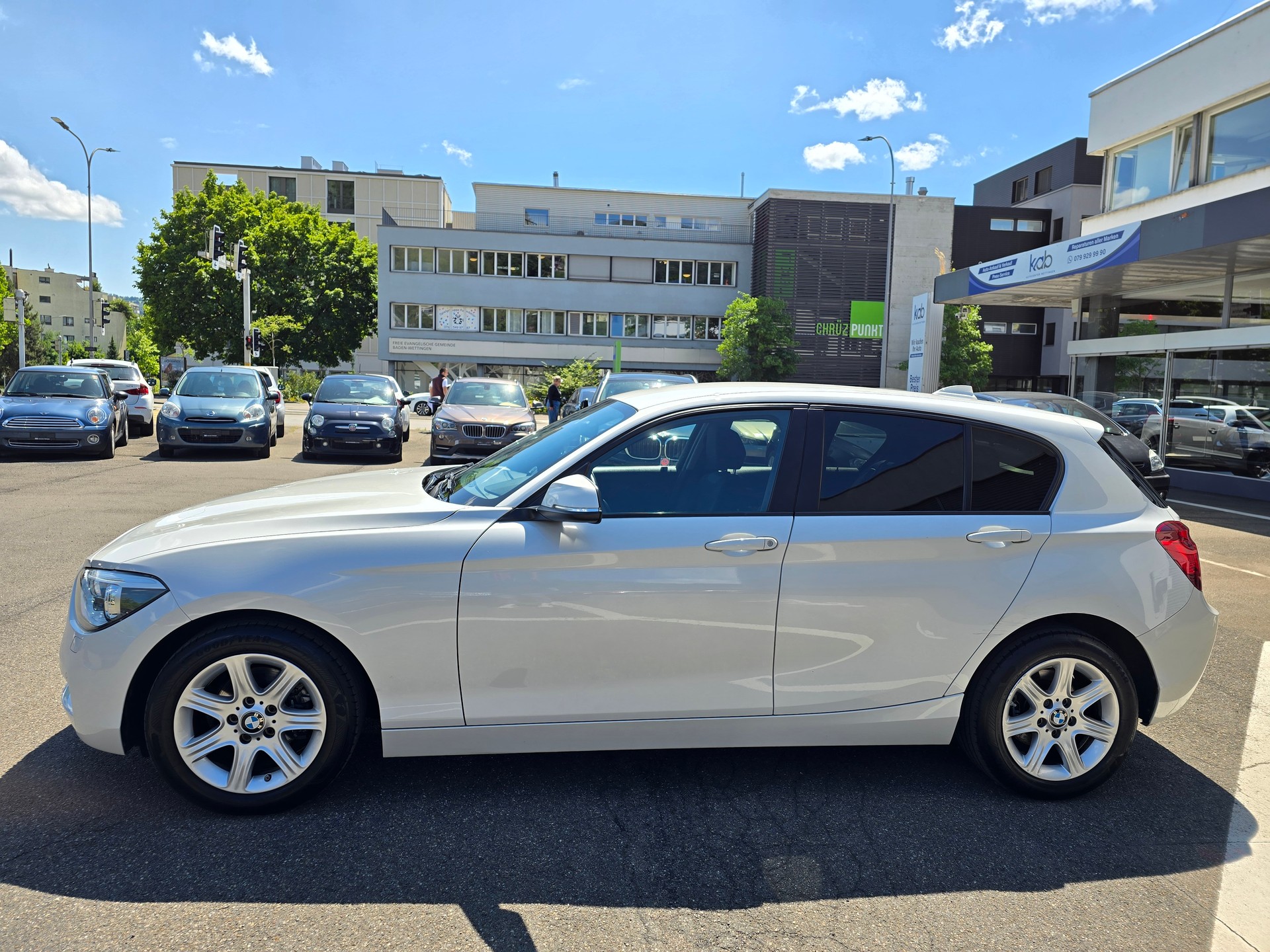 BMW 116i-image-4