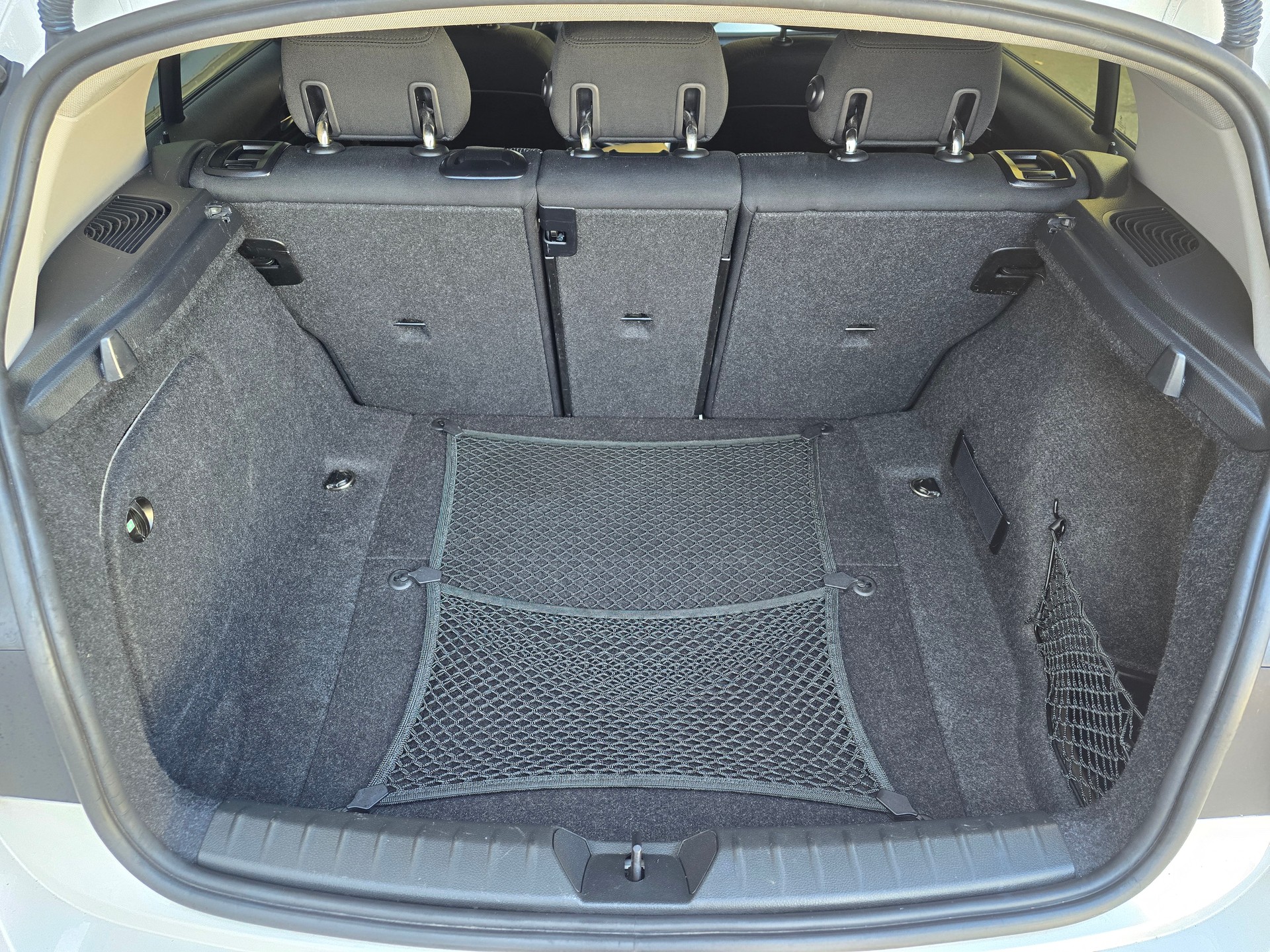 BMW 116i-image-14