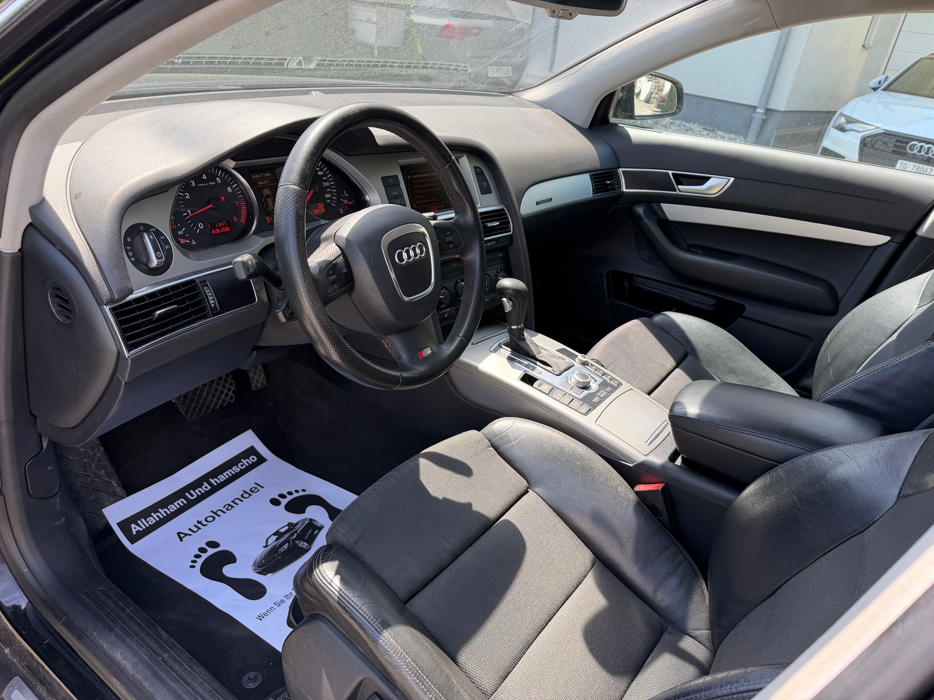 AUDI A6 Avant 2.8 V6 FSI quattro tiptronic-image-9