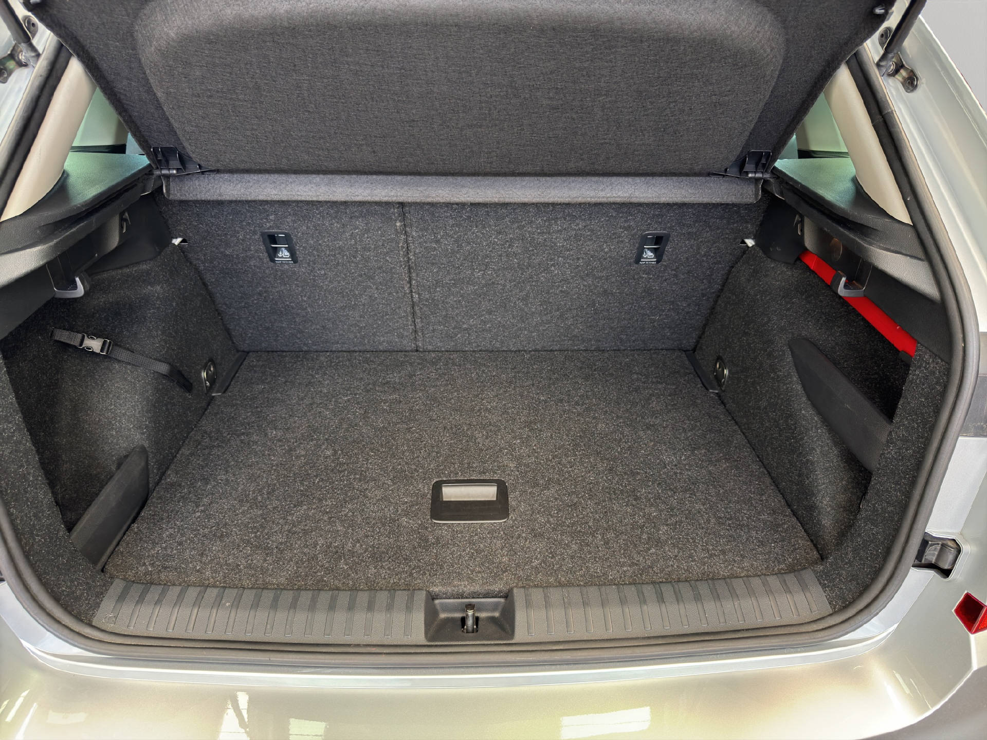 SKODA Kamiq 1.0 TSI Ambition DSG-image-13