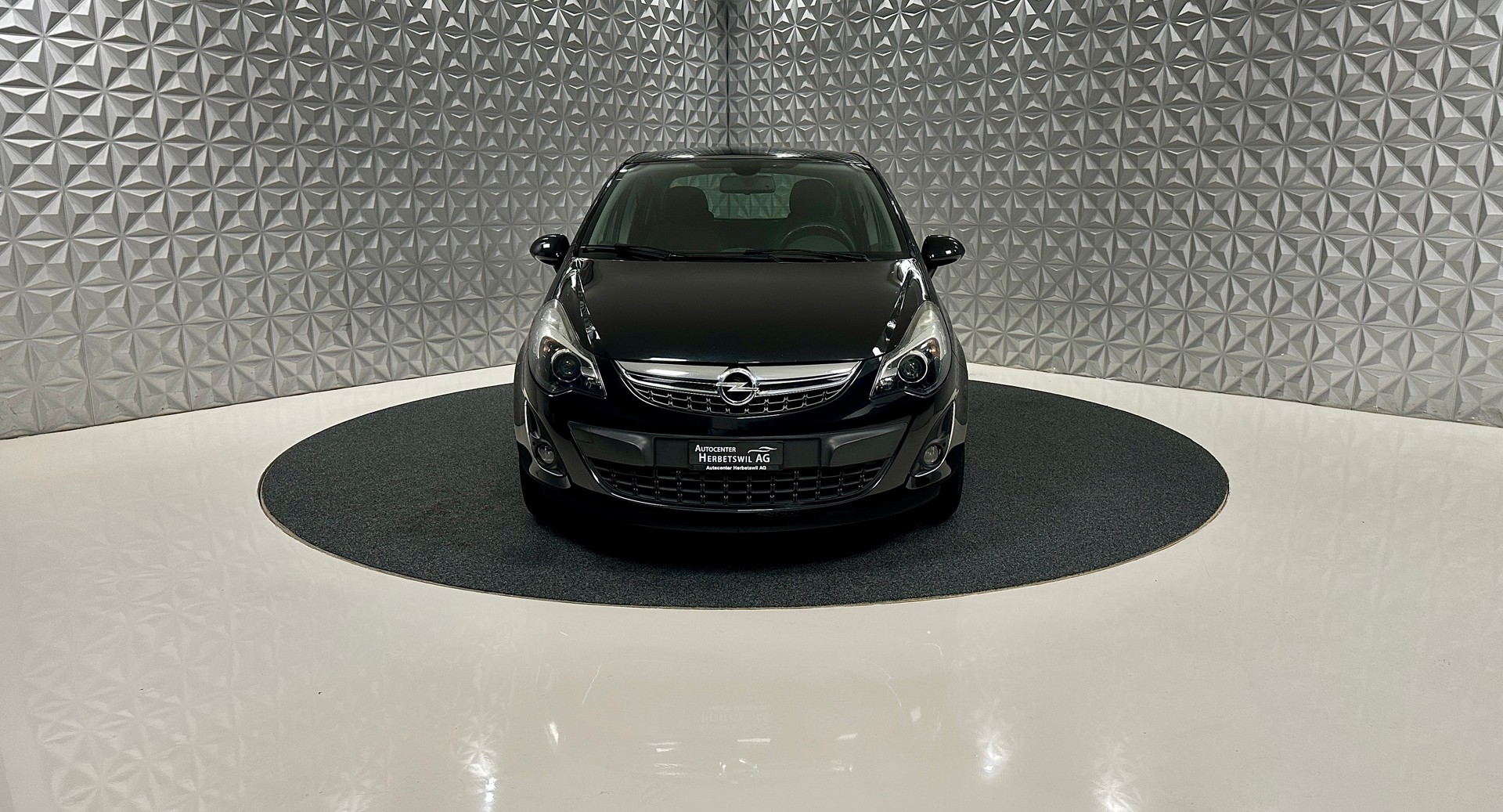 OPEL Corsa 1.4 Turbo Active Edition-showroom-element-1